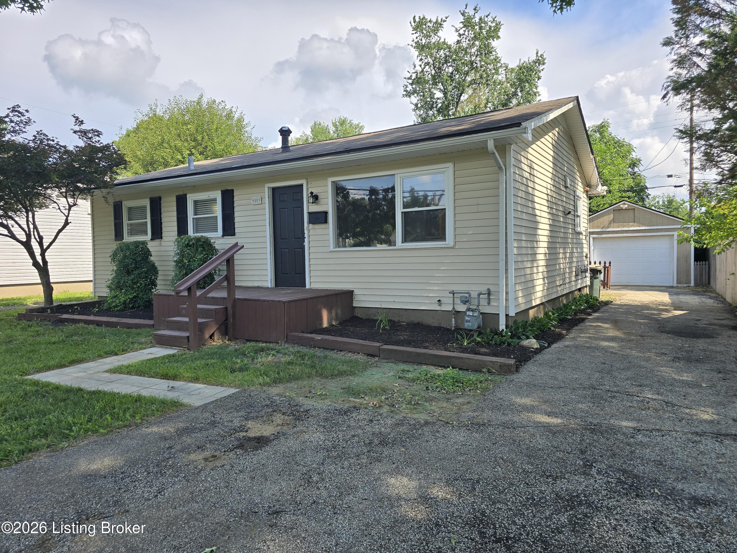 9809 Old 6 Mile Ln Property Photo 1