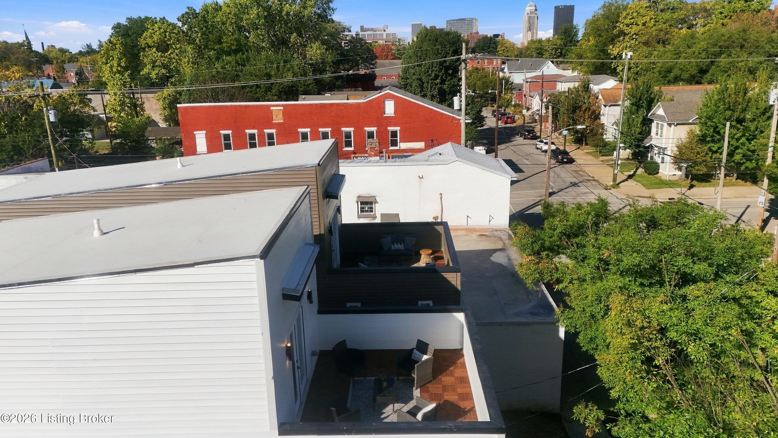 1008 E Muhammad Ali Blvd Property Photo 39