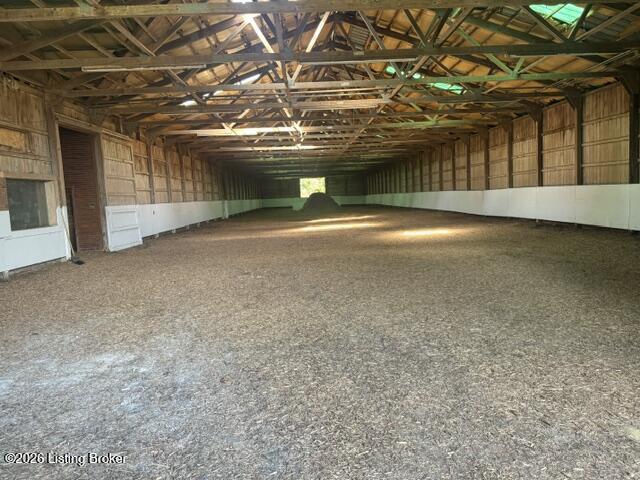 9255 Shelbyville Rd Property Photo 12