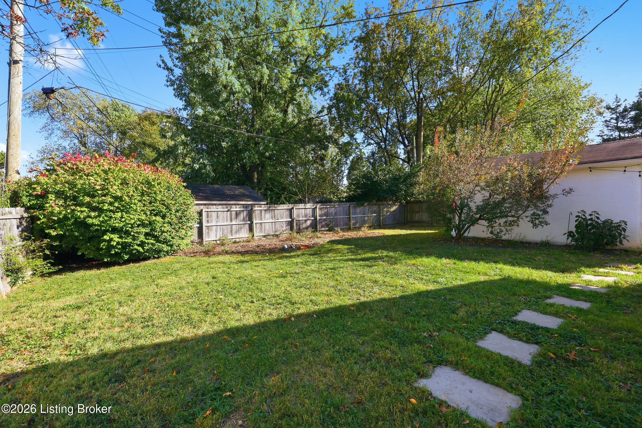 1028 Camellia Dr Property Photo 26