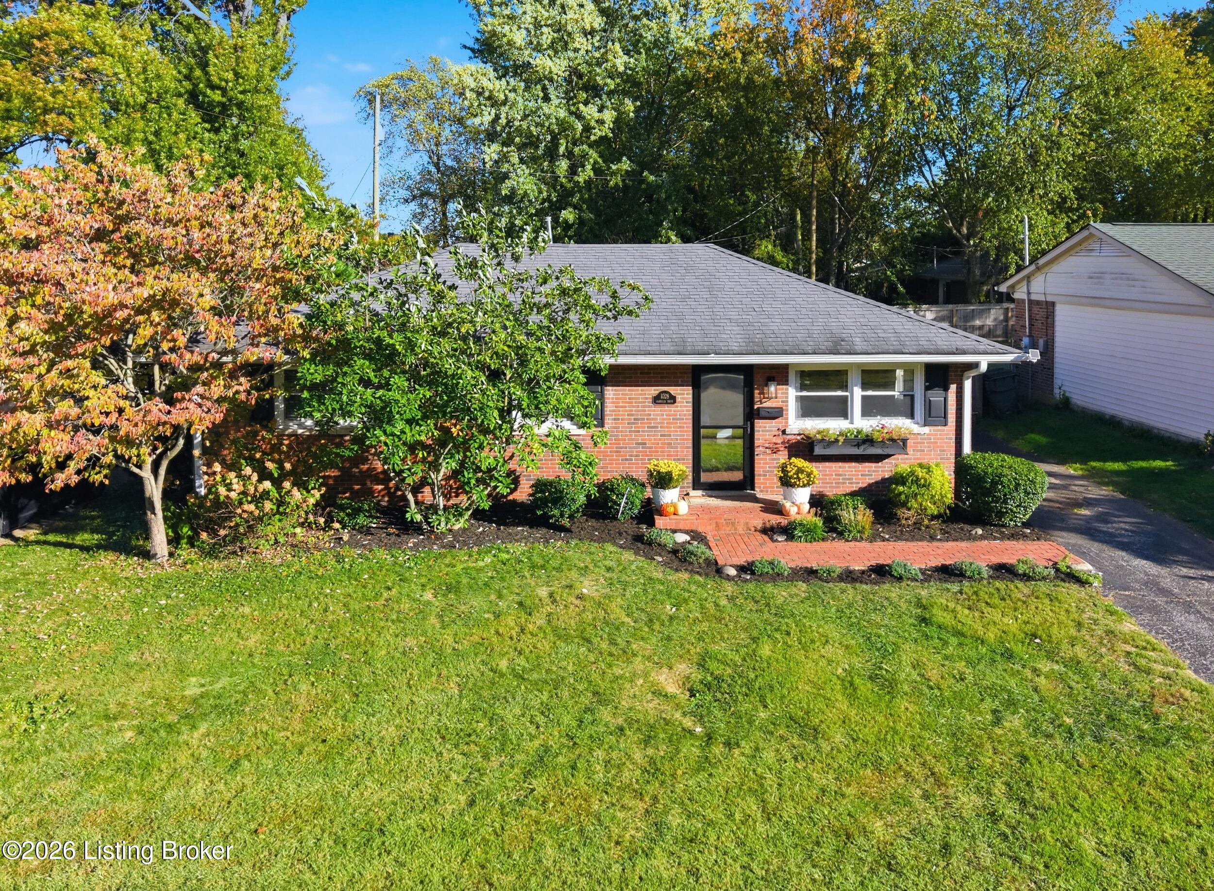 1028 Camellia Dr Property Photo 28