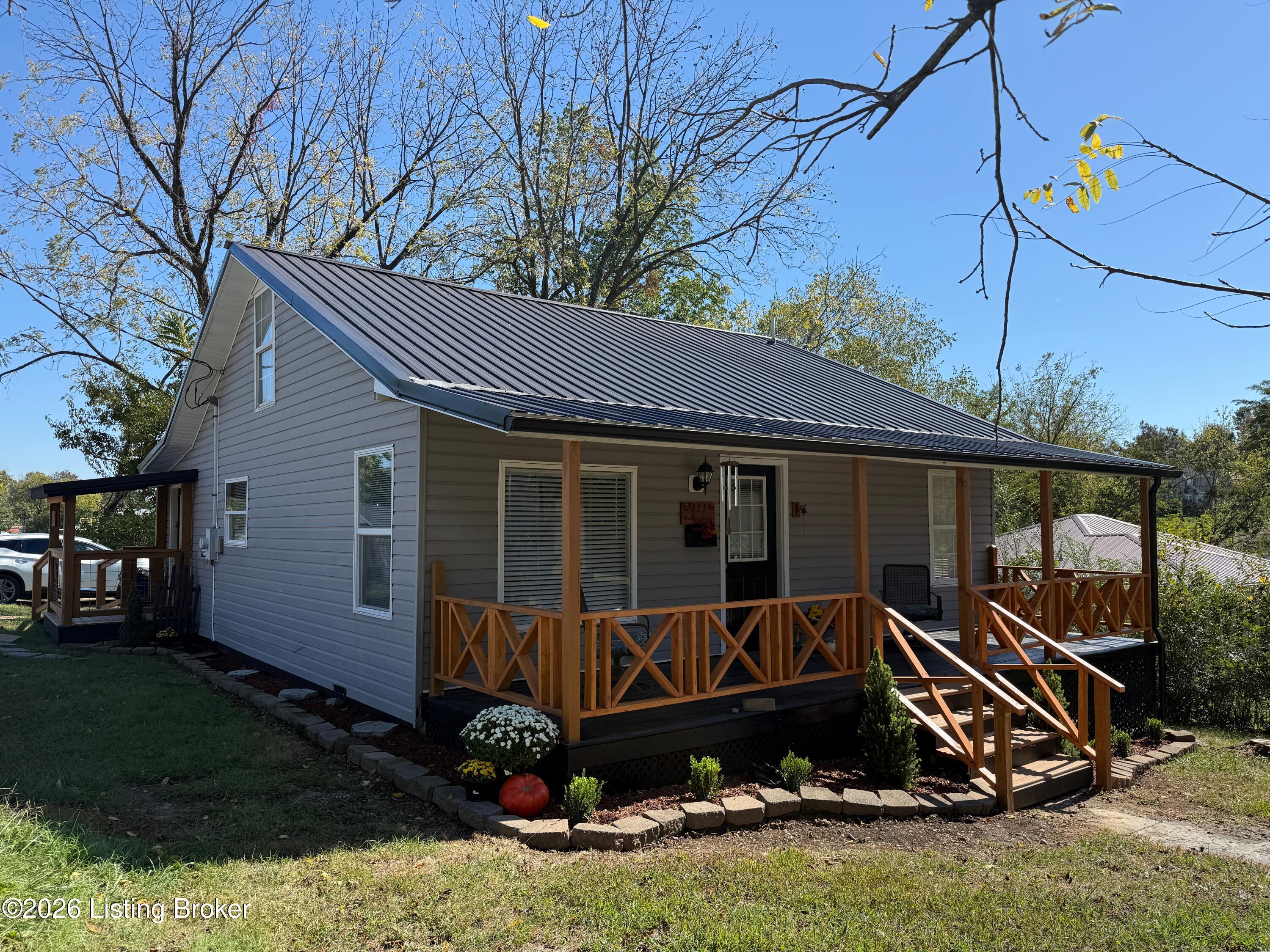 411 Hardin St Property Photo 1