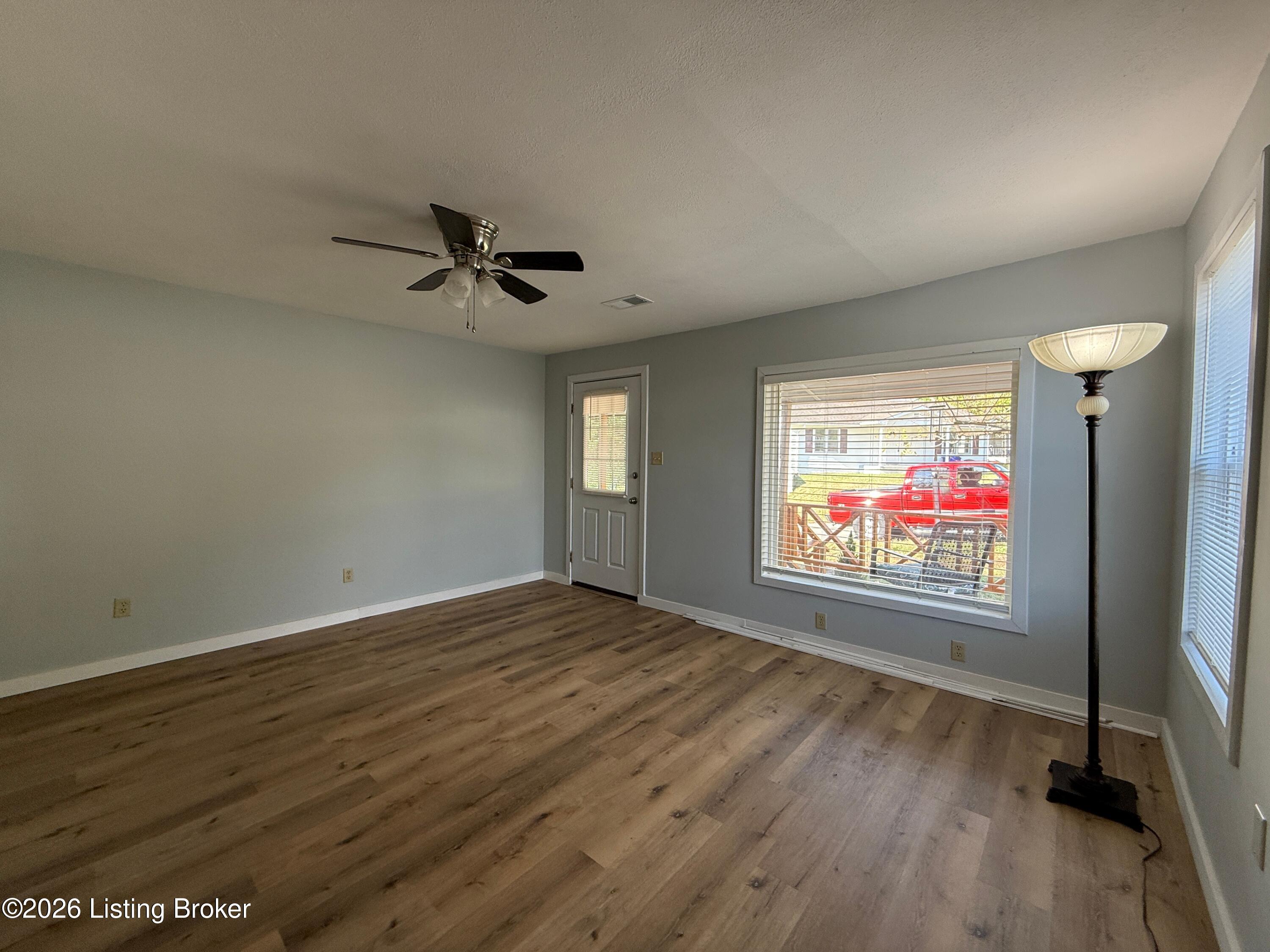 411 Hardin St Property Photo 17