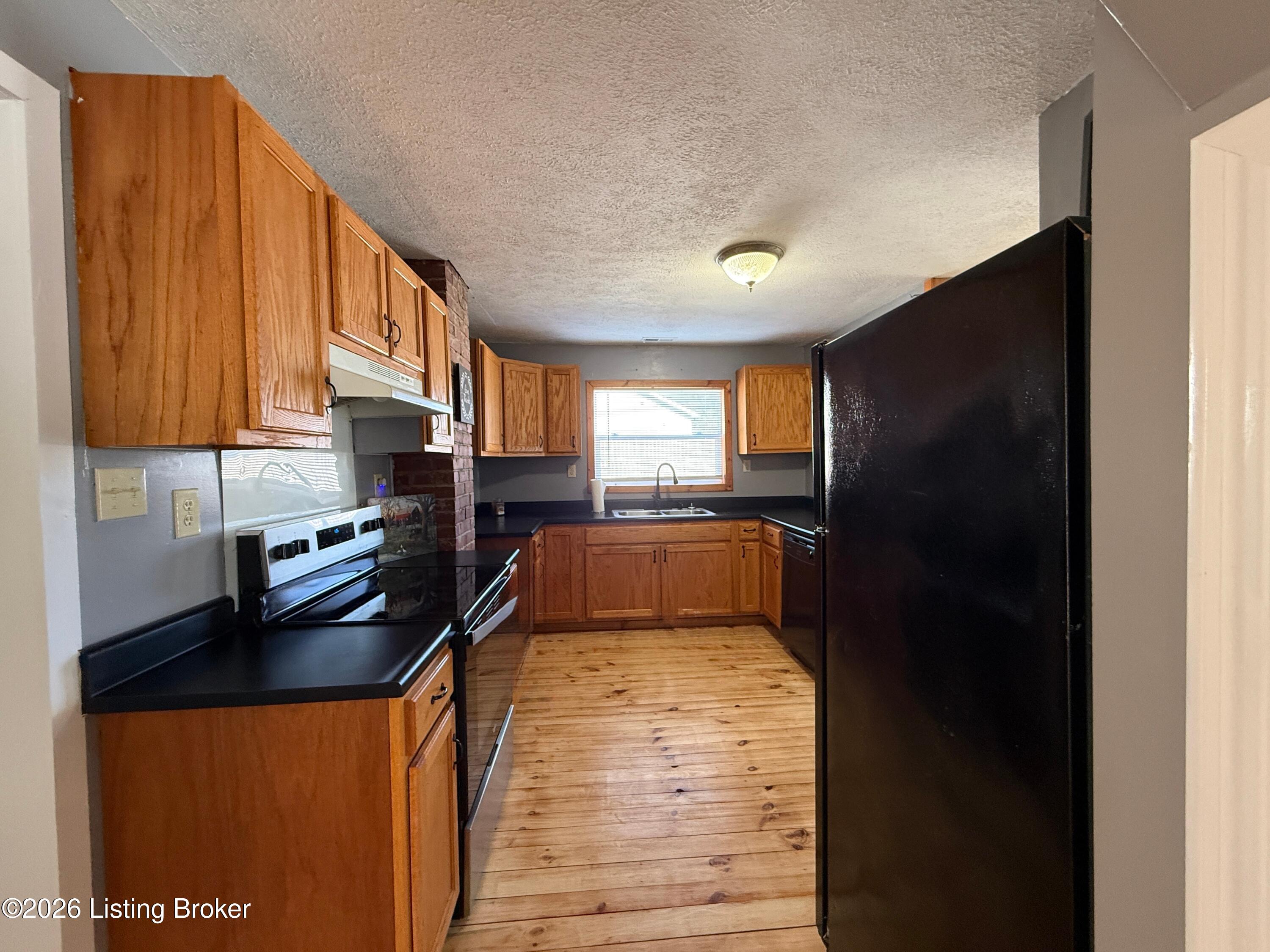 411 Hardin St Property Photo 19
