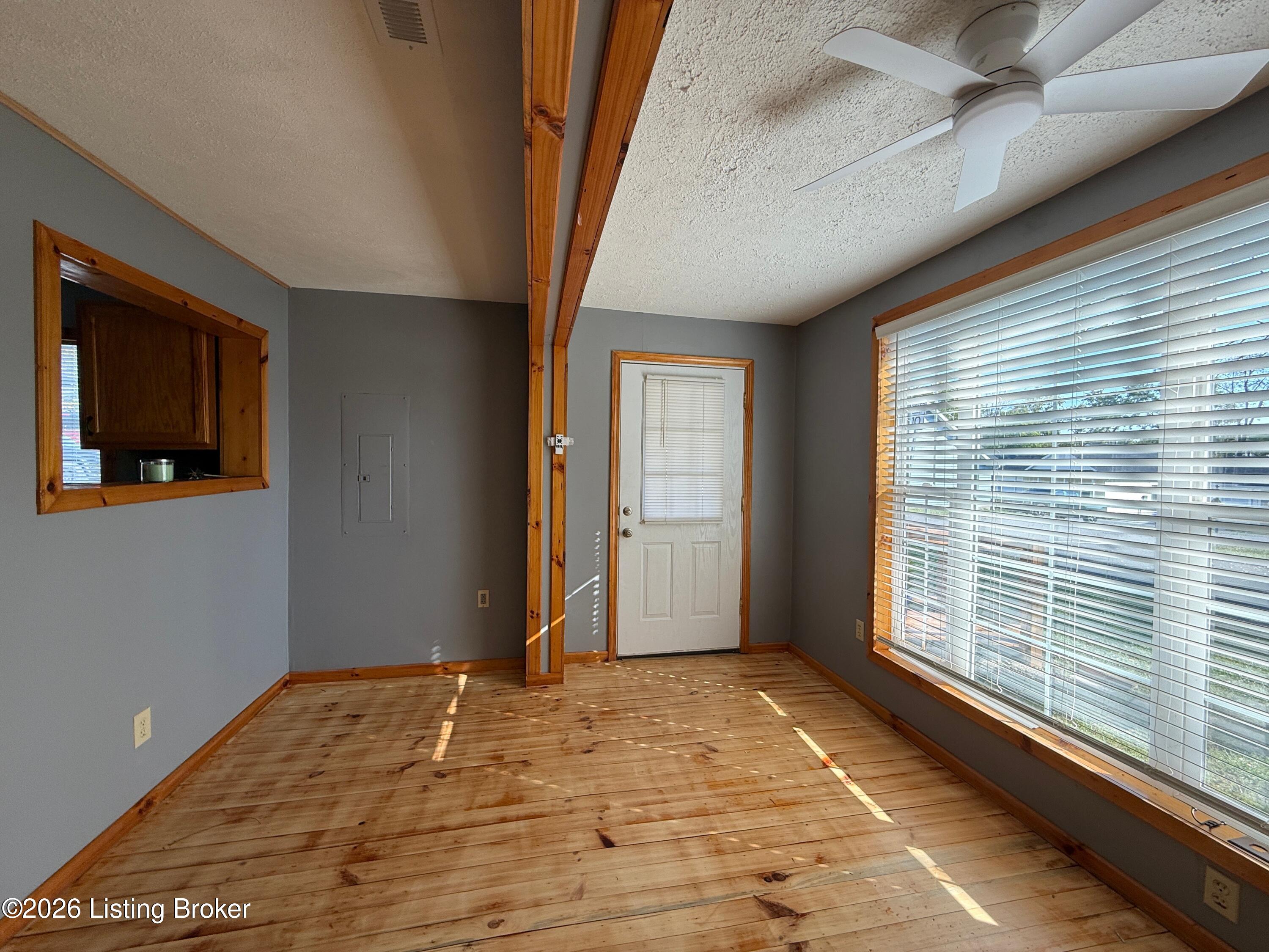 411 Hardin St Property Photo 26