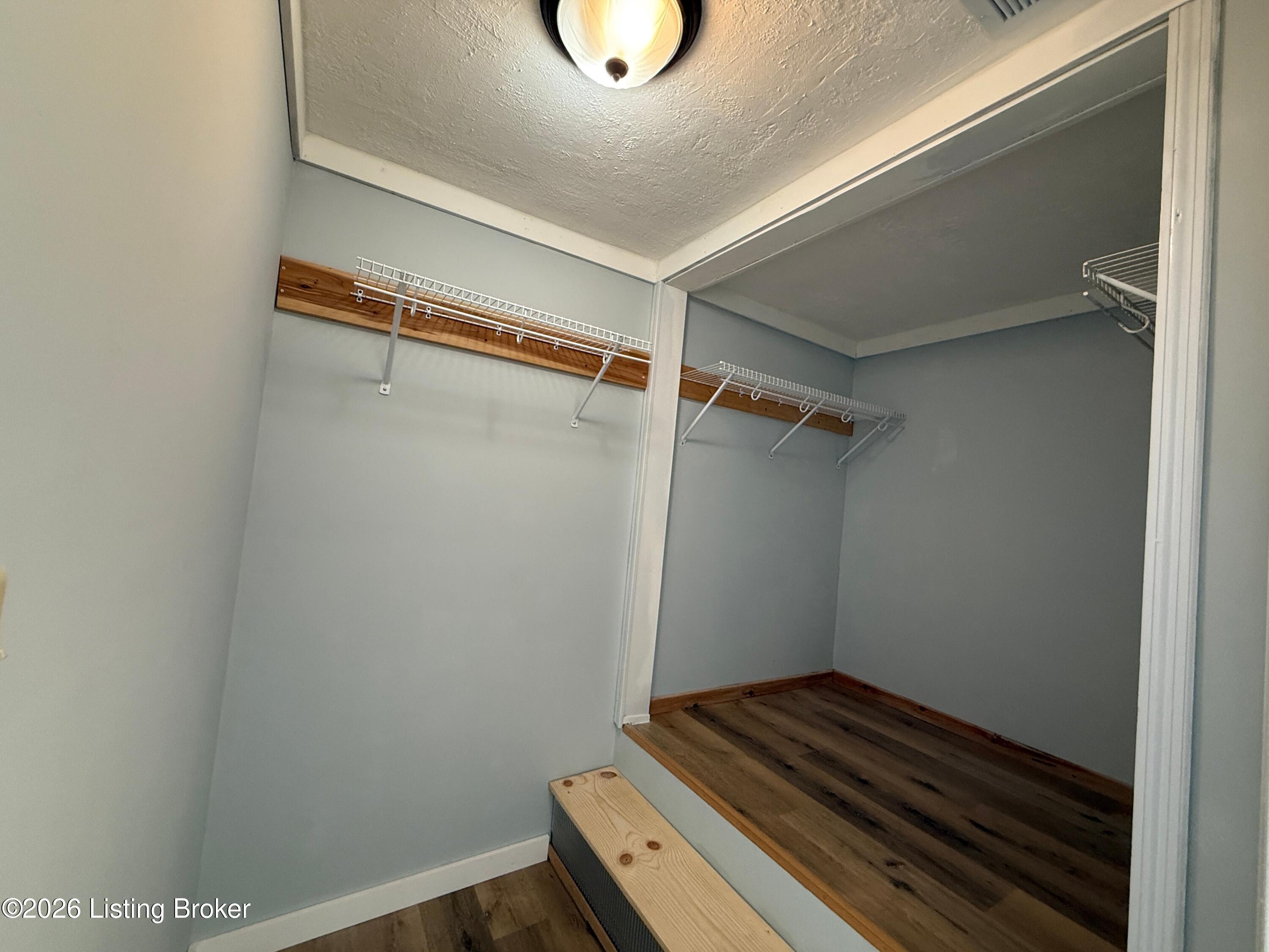 411 Hardin St Property Photo 34