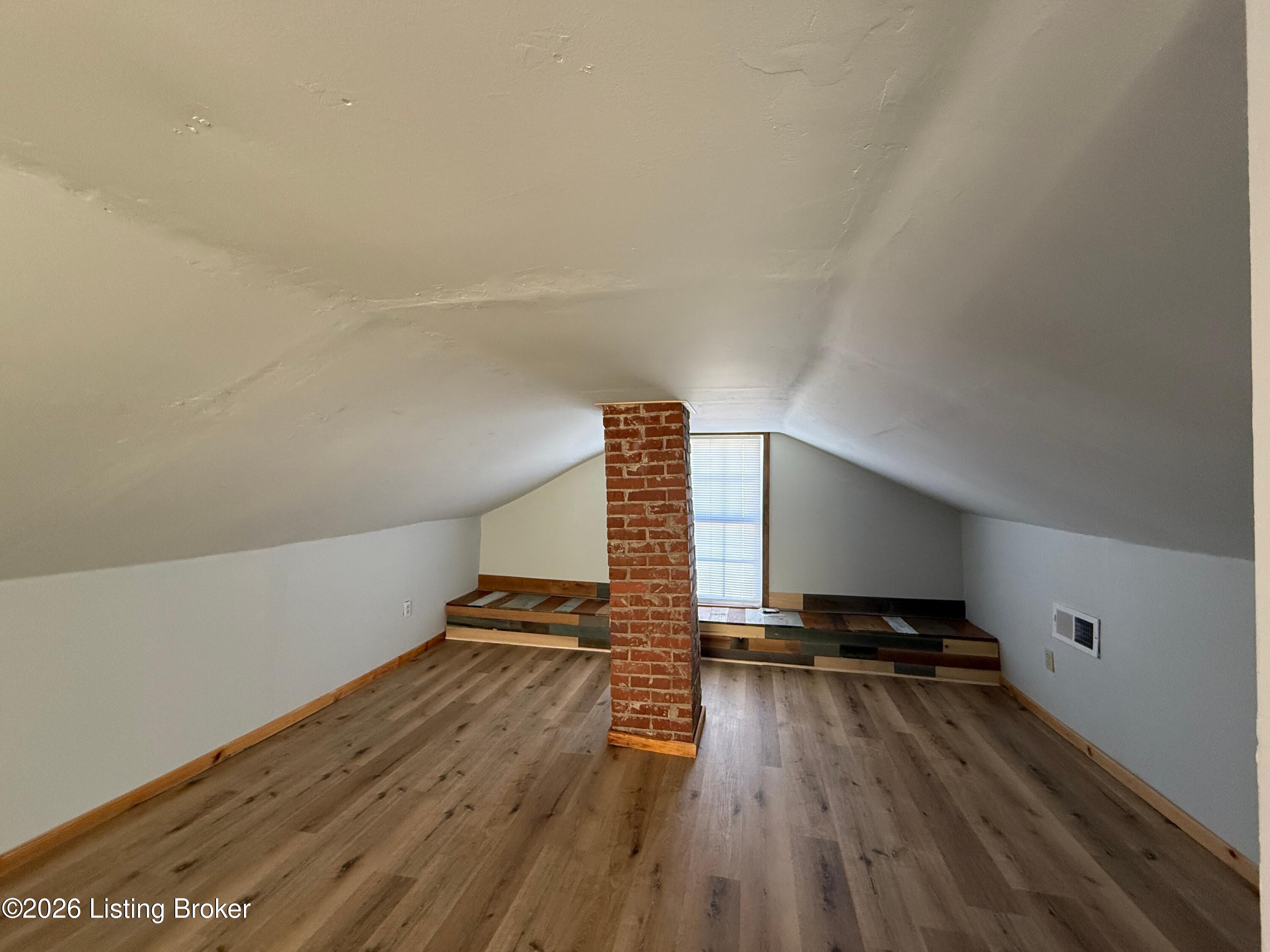 411 Hardin St Property Photo 48