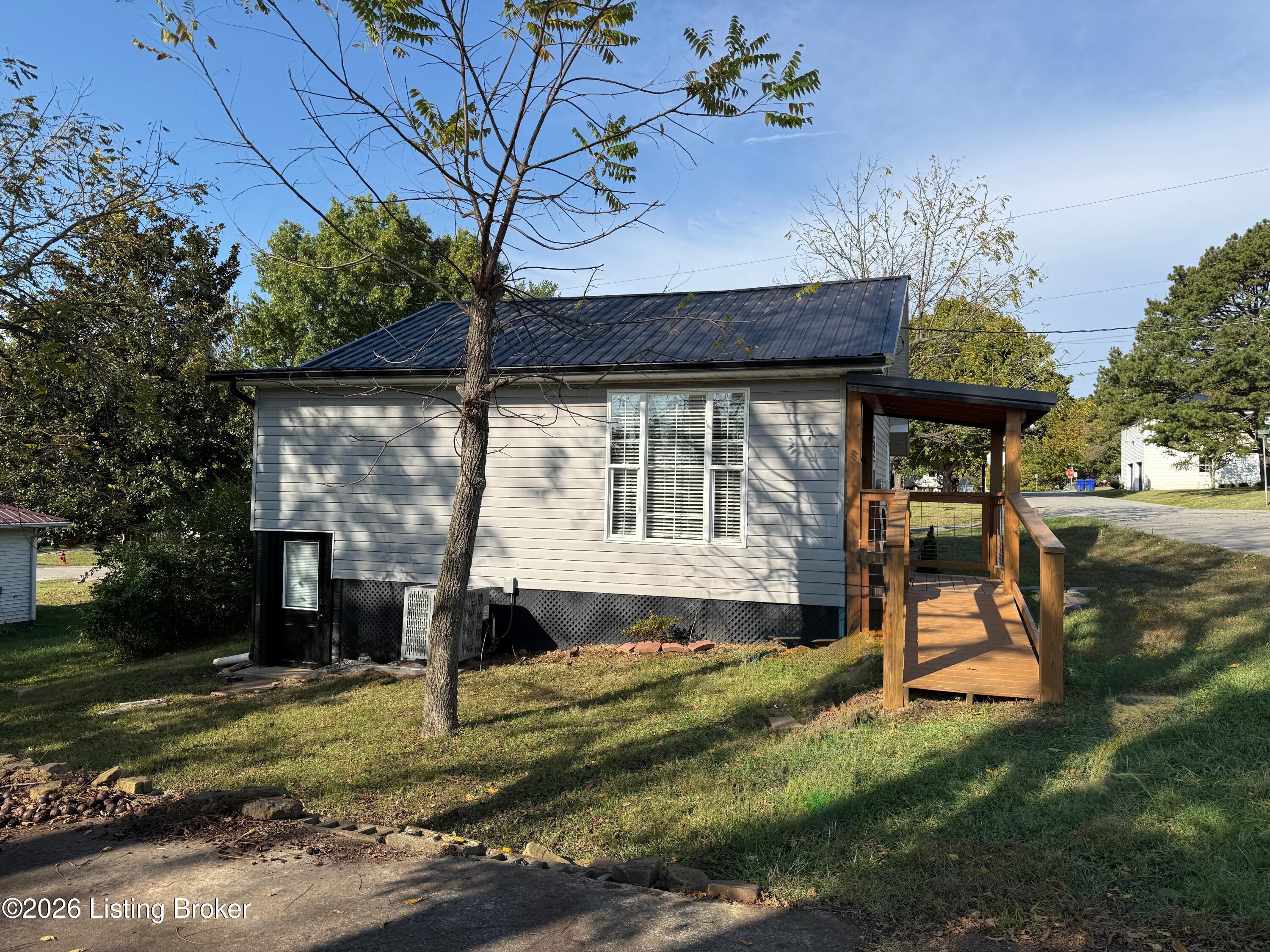 411 Hardin St Property Photo 55