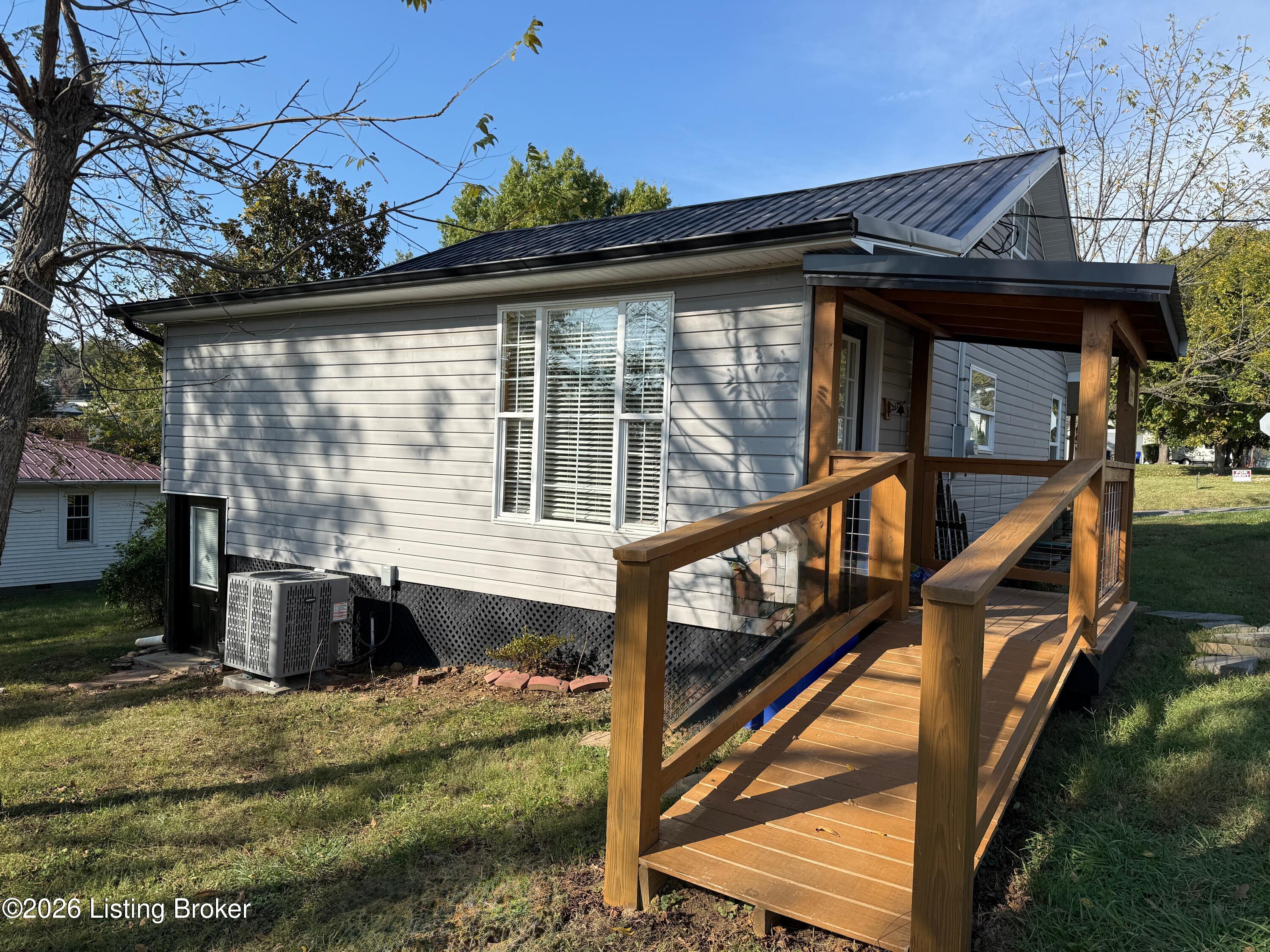 411 Hardin St Property Photo 57