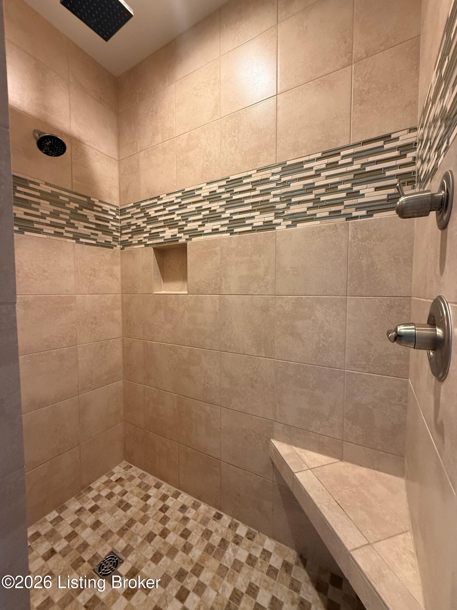 5762 Frankfort Rd Property Photo 15