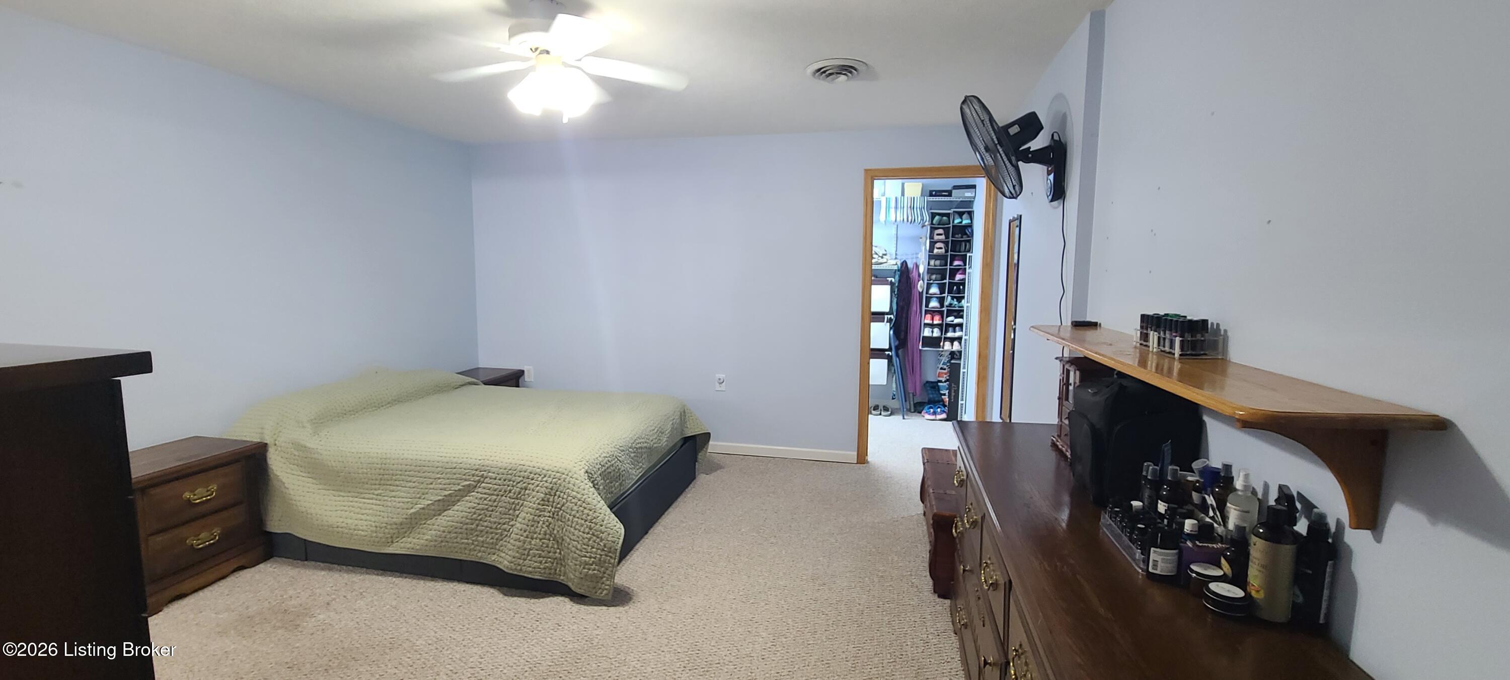 1099 Shady Ln Property Photo 20