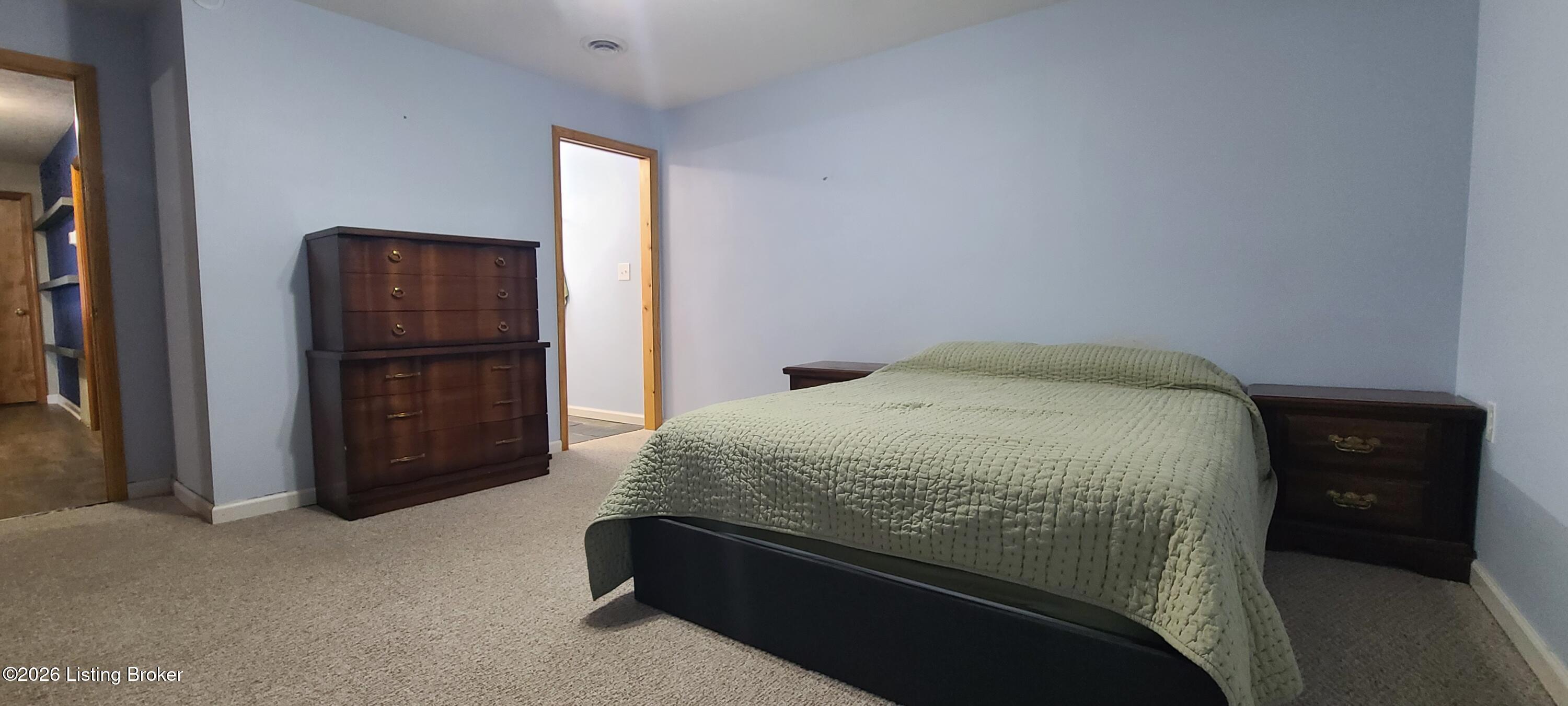 1099 Shady Ln Property Photo 22