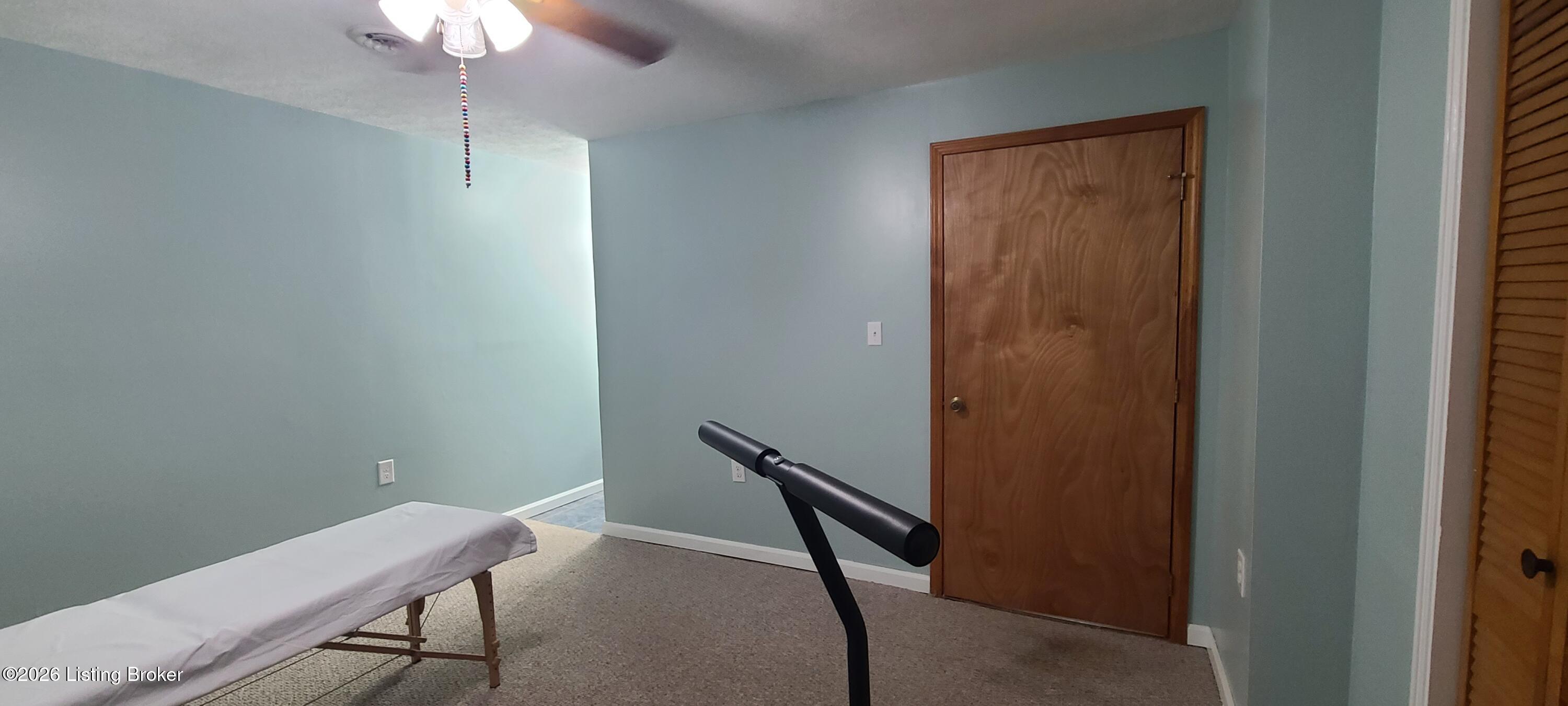 1099 Shady Ln Property Photo 36