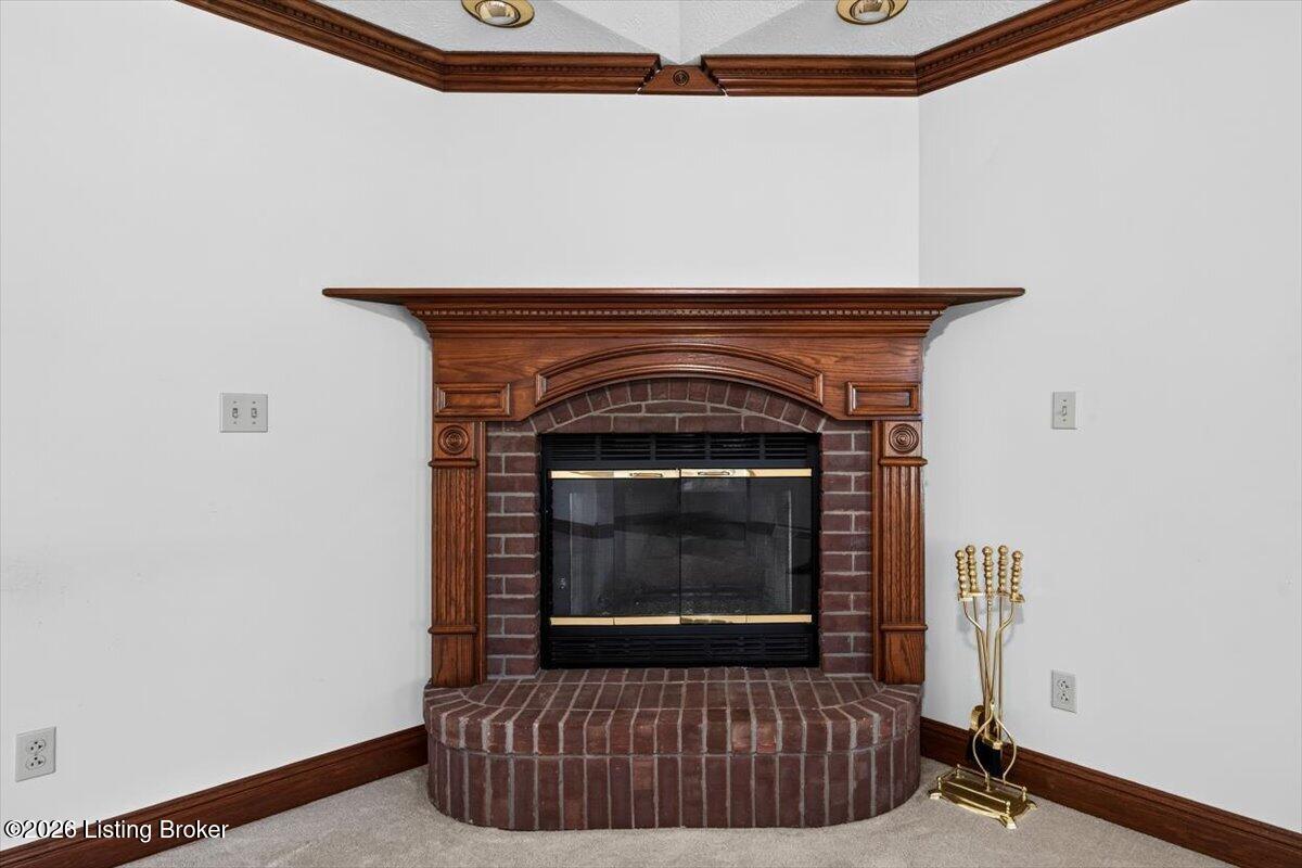 653 Lone Valley Rd Property Photo 6