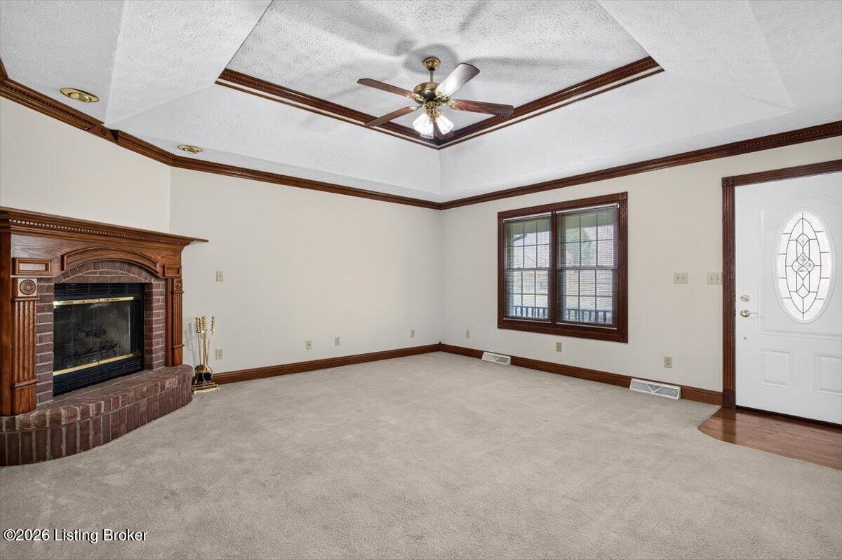 653 Lone Valley Rd Property Photo 8