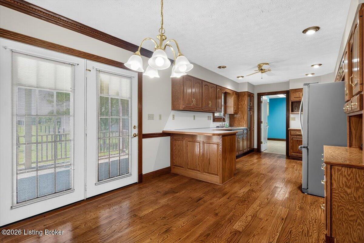 653 Lone Valley Rd Property Photo 11