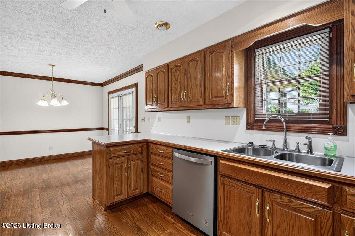 653 Lone Valley Rd Property Photo 16