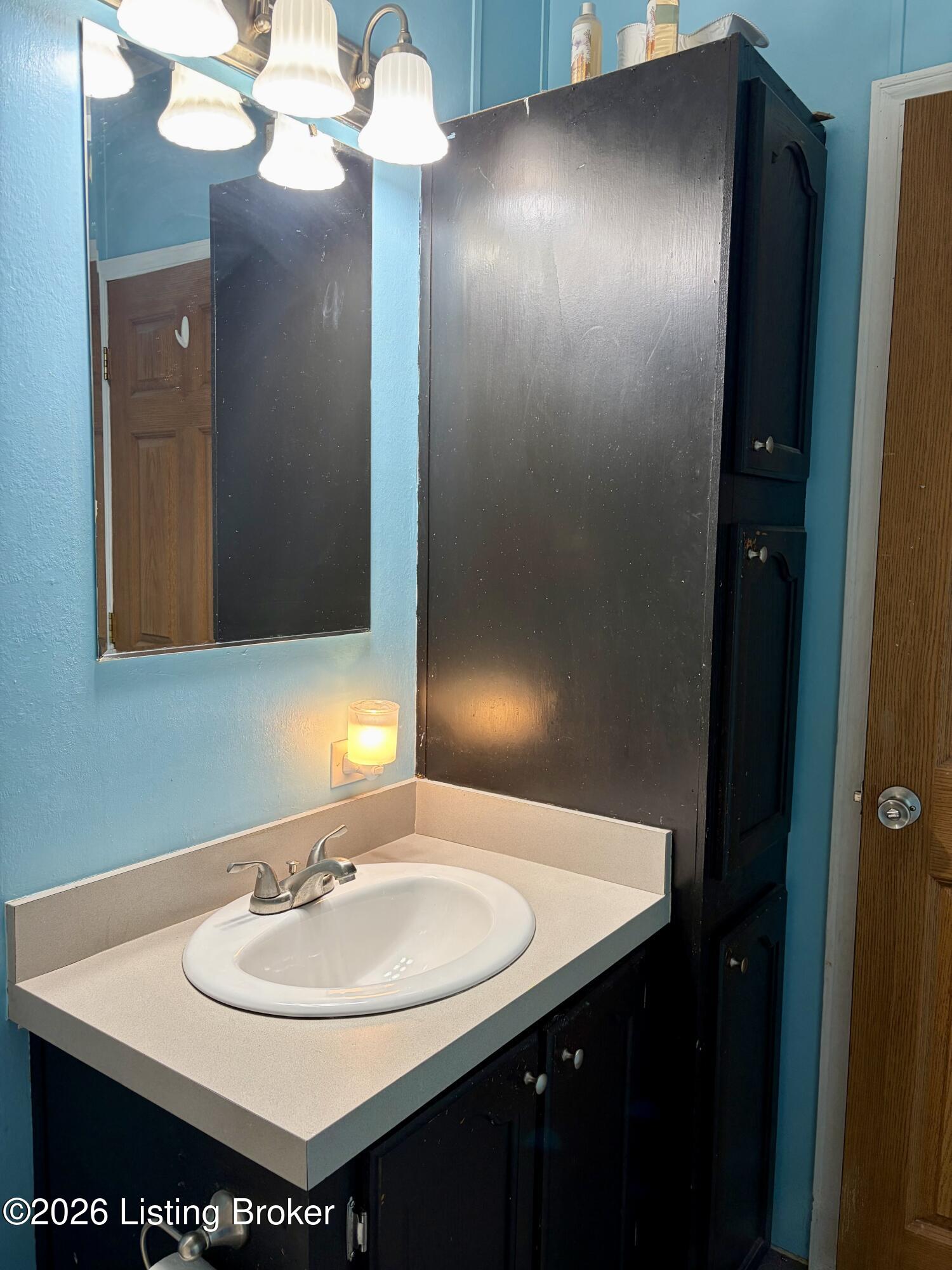 352 Devin Dr Property Photo 30
