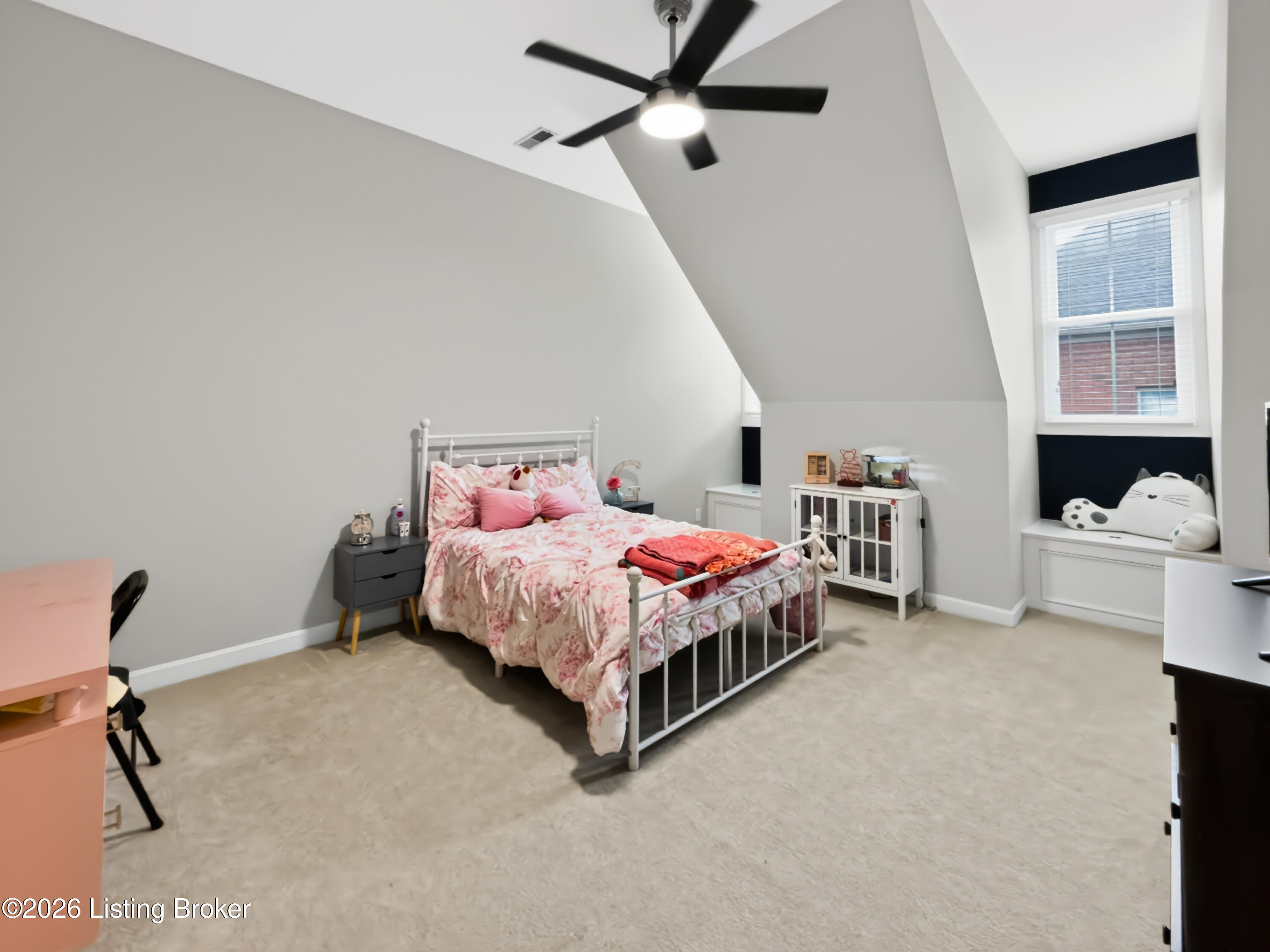 18905 Ridgeleigh Ln Property Photo 40