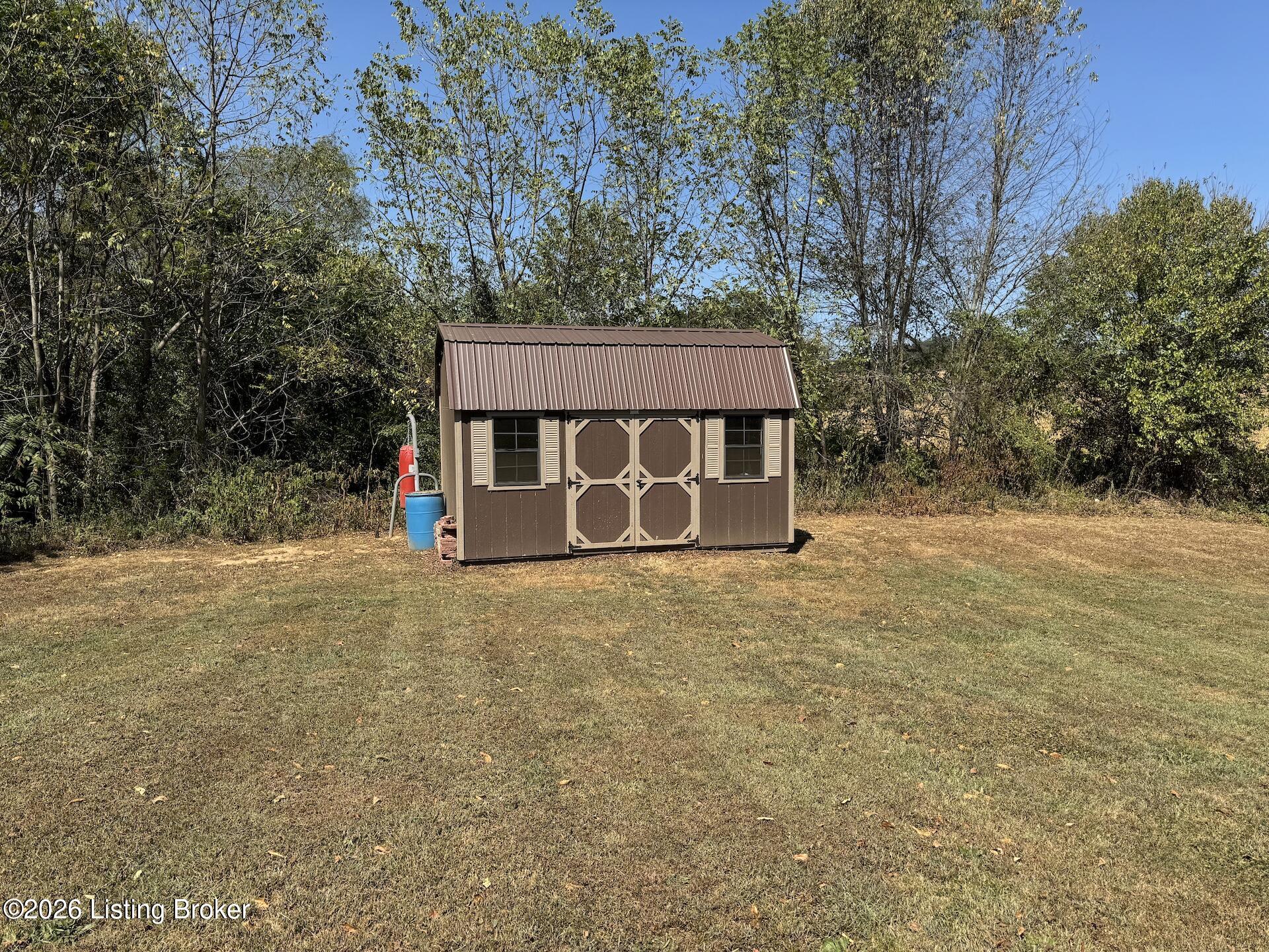 429 Brandenburg Irvington Rd Property Photo 5