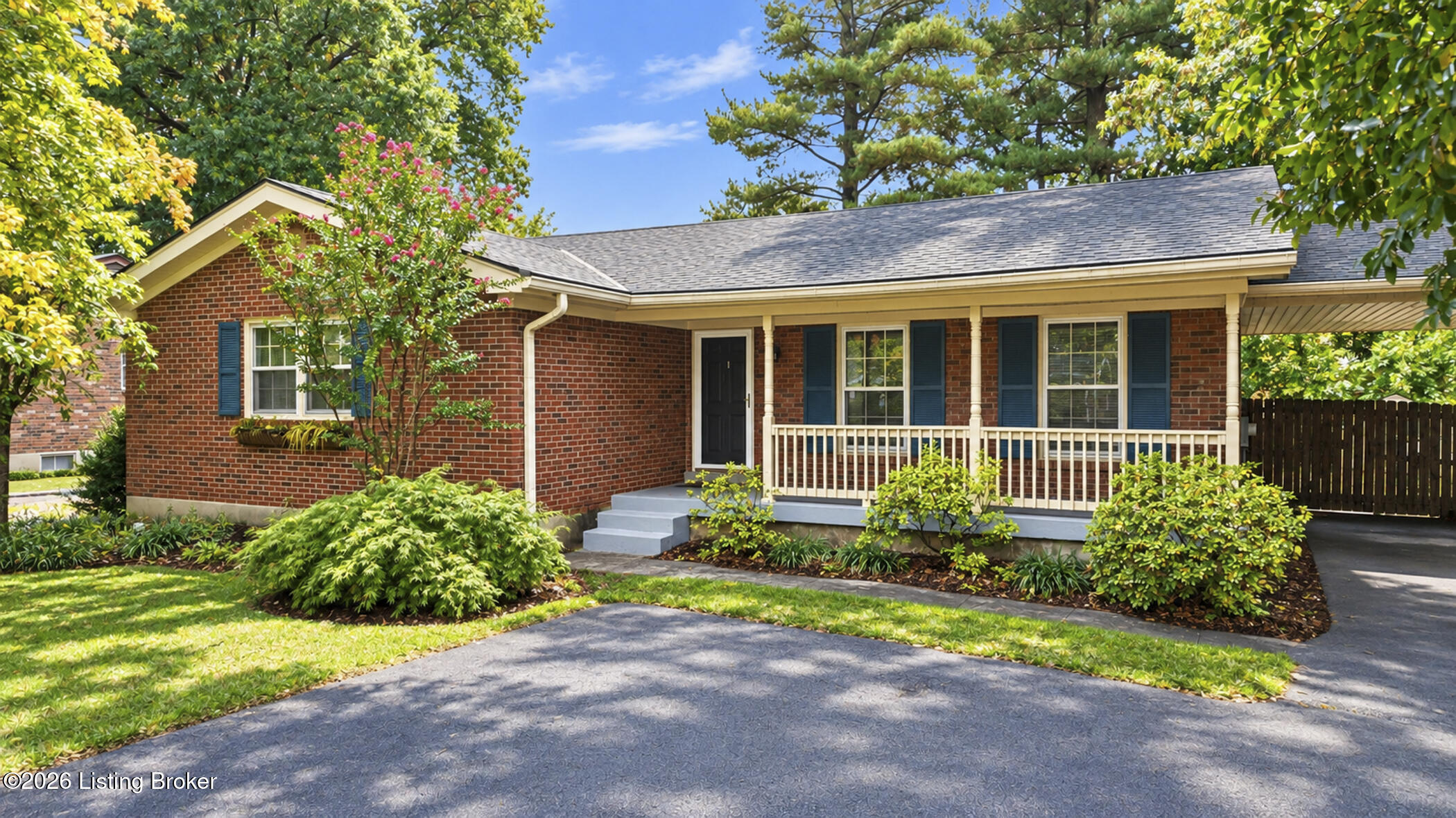 1005 Round Table Ct Property Photo 1