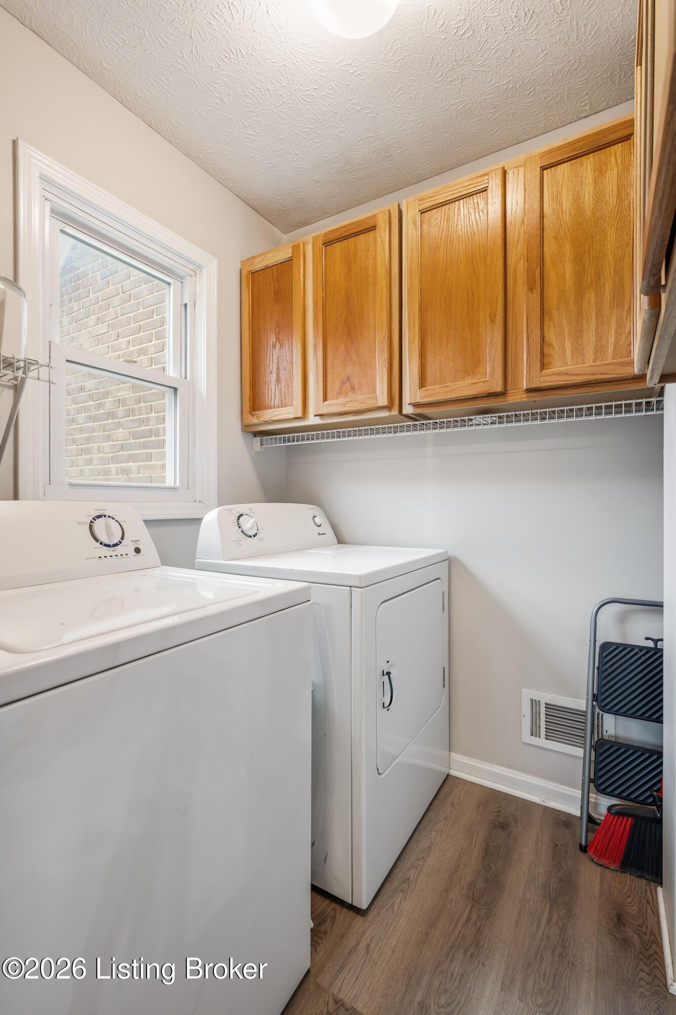 7118 Austinwood Rd Property Photo 32