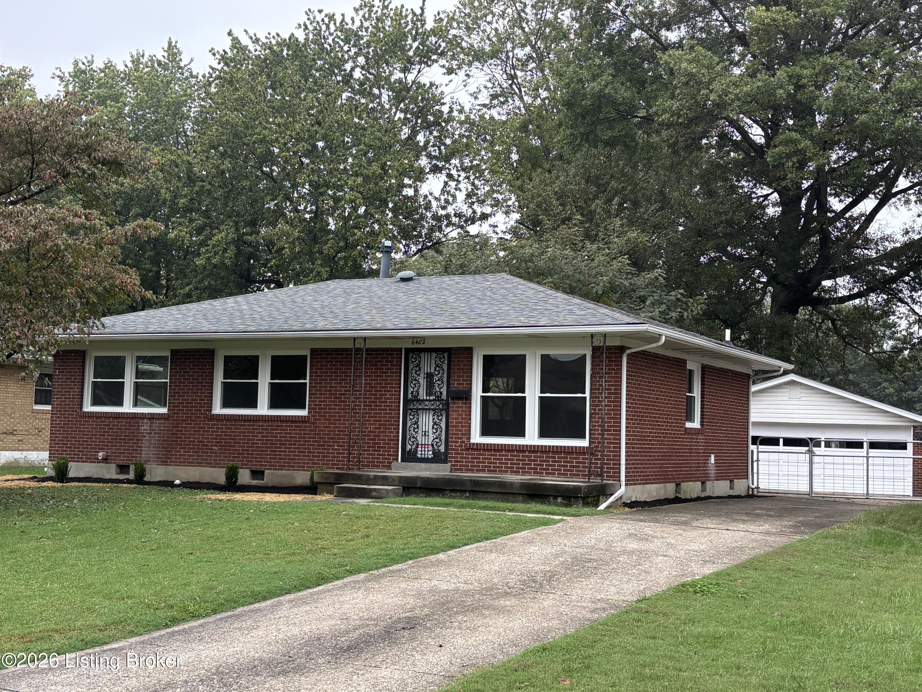 6402 Greenview Dr Property Photo 1