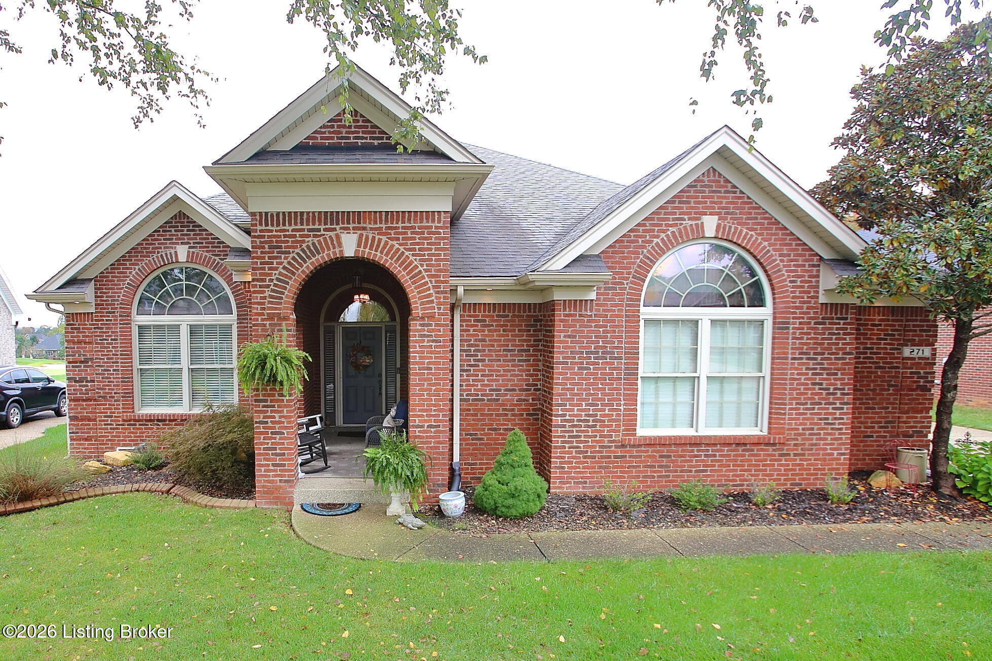 271 Alfred Ln Property Photo 1