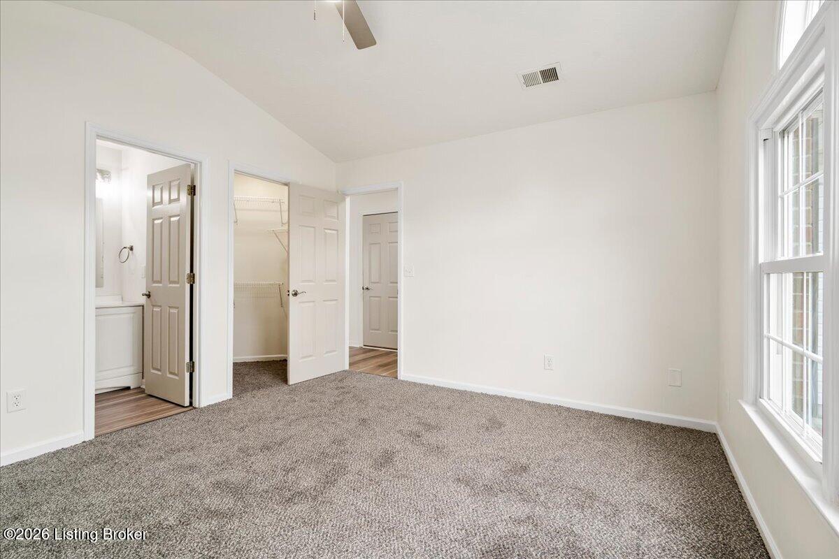 1172 Red Stone Dr Property Photo 5