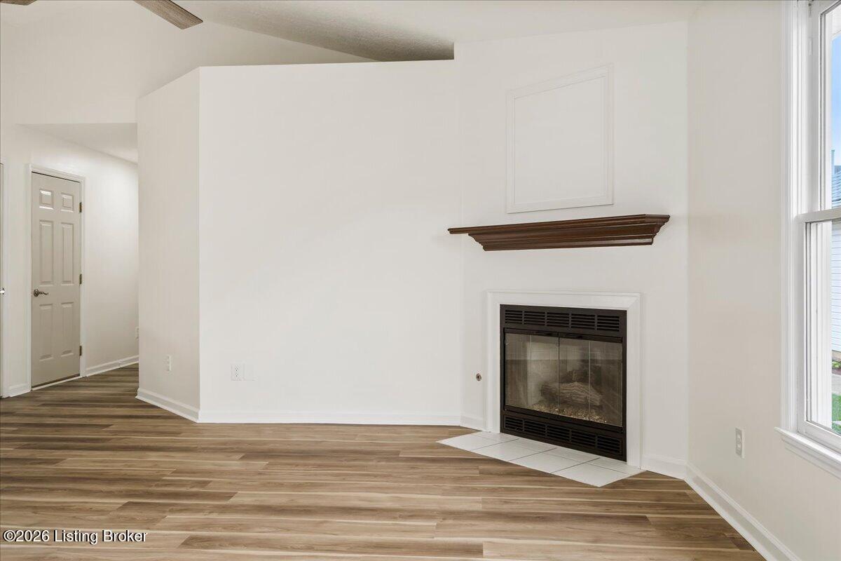 1172 Red Stone Dr Property Photo 10
