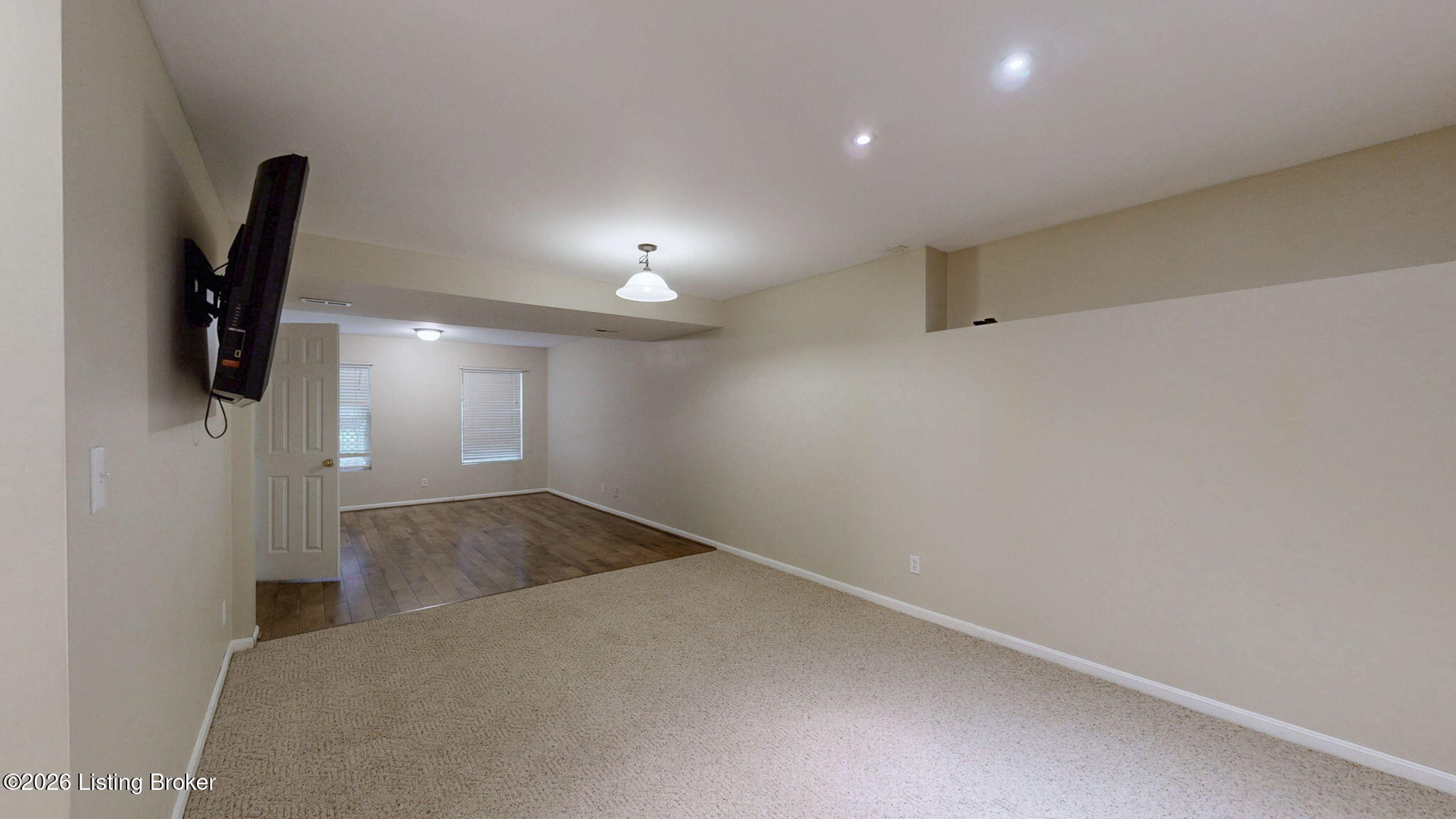 3002 Log Cabin Ct Property Photo 30