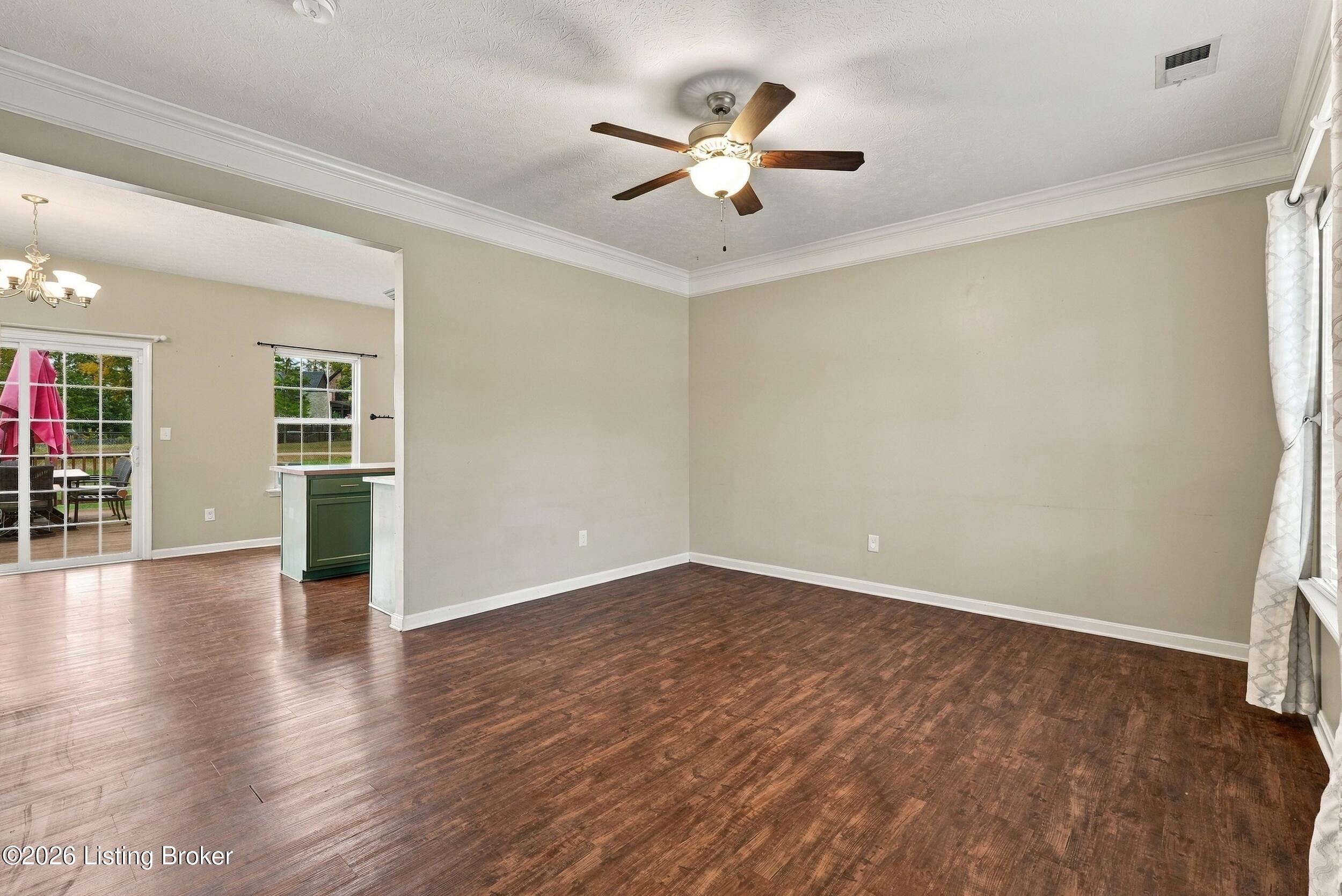 119 Pond Creek Ct Property Photo 5