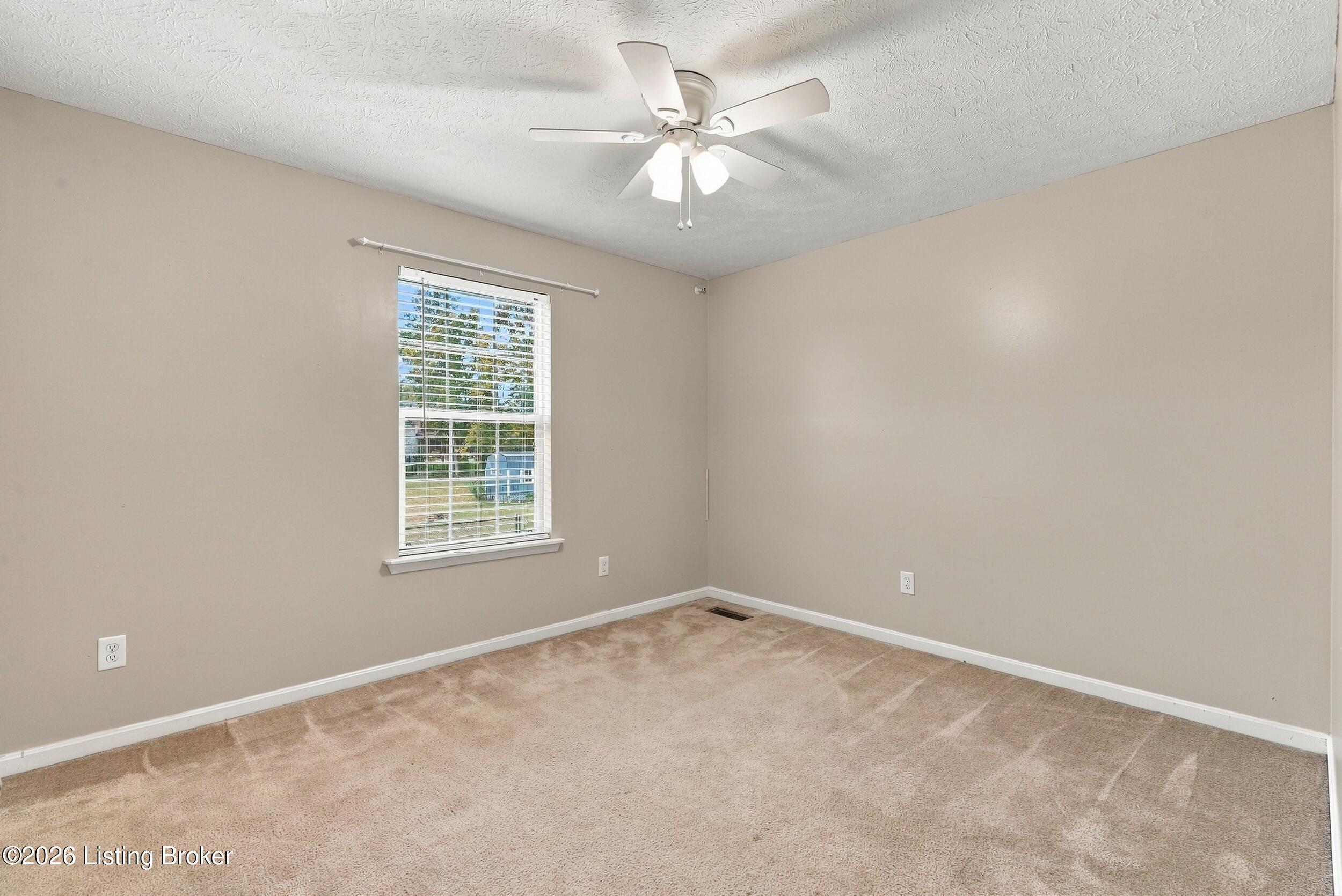 119 Pond Creek Ct Property Photo 21
