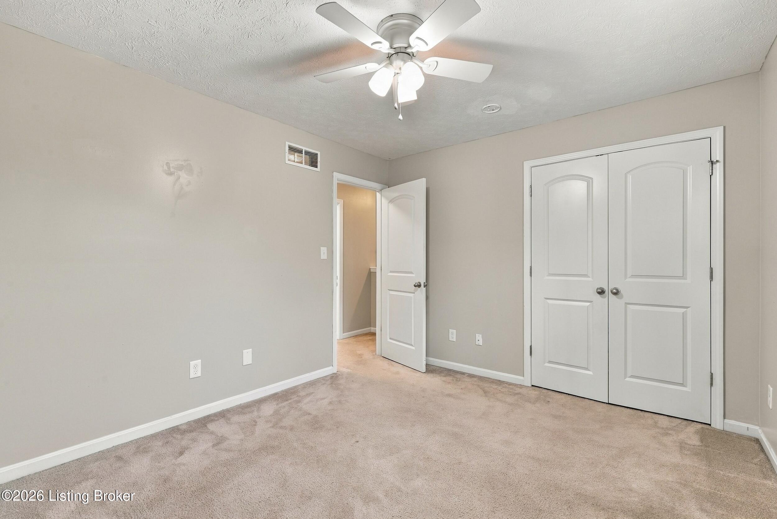 119 Pond Creek Ct Property Photo 22