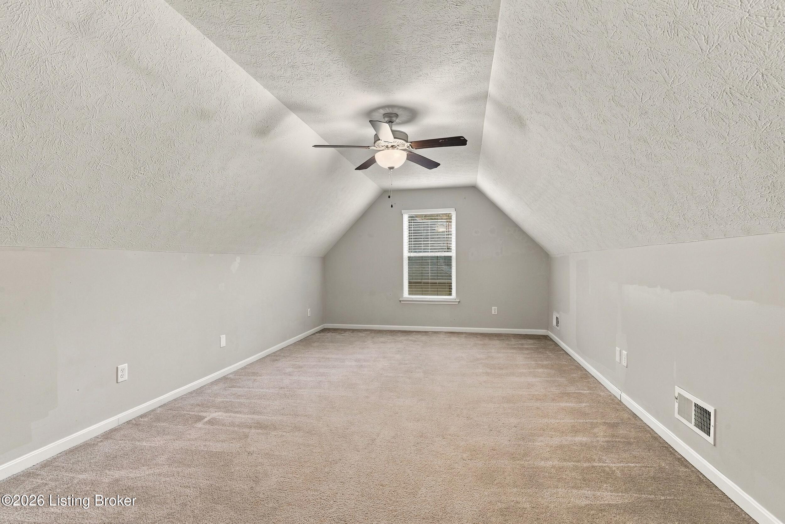 119 Pond Creek Ct Property Photo 25