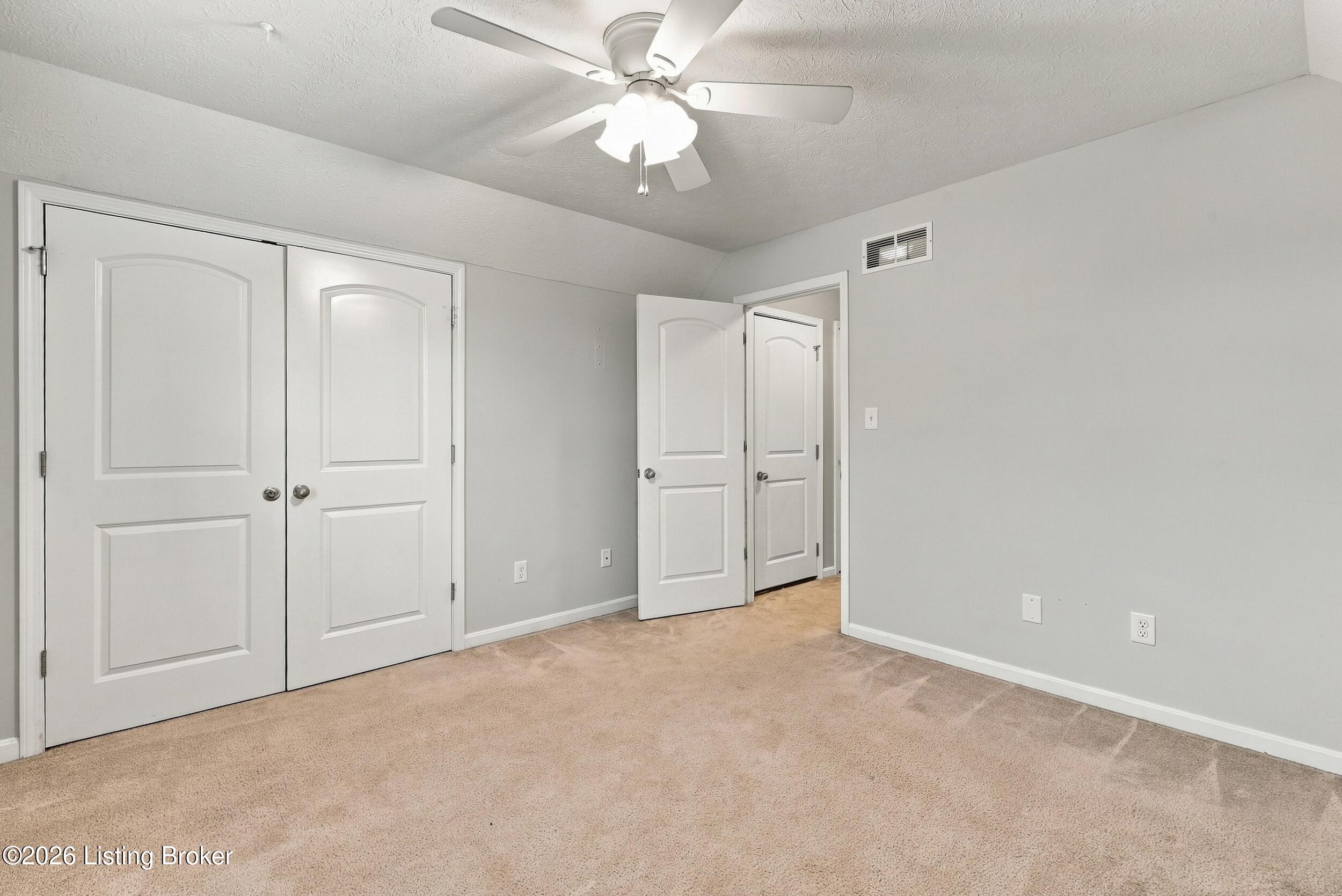 119 Pond Creek Ct Property Photo 28