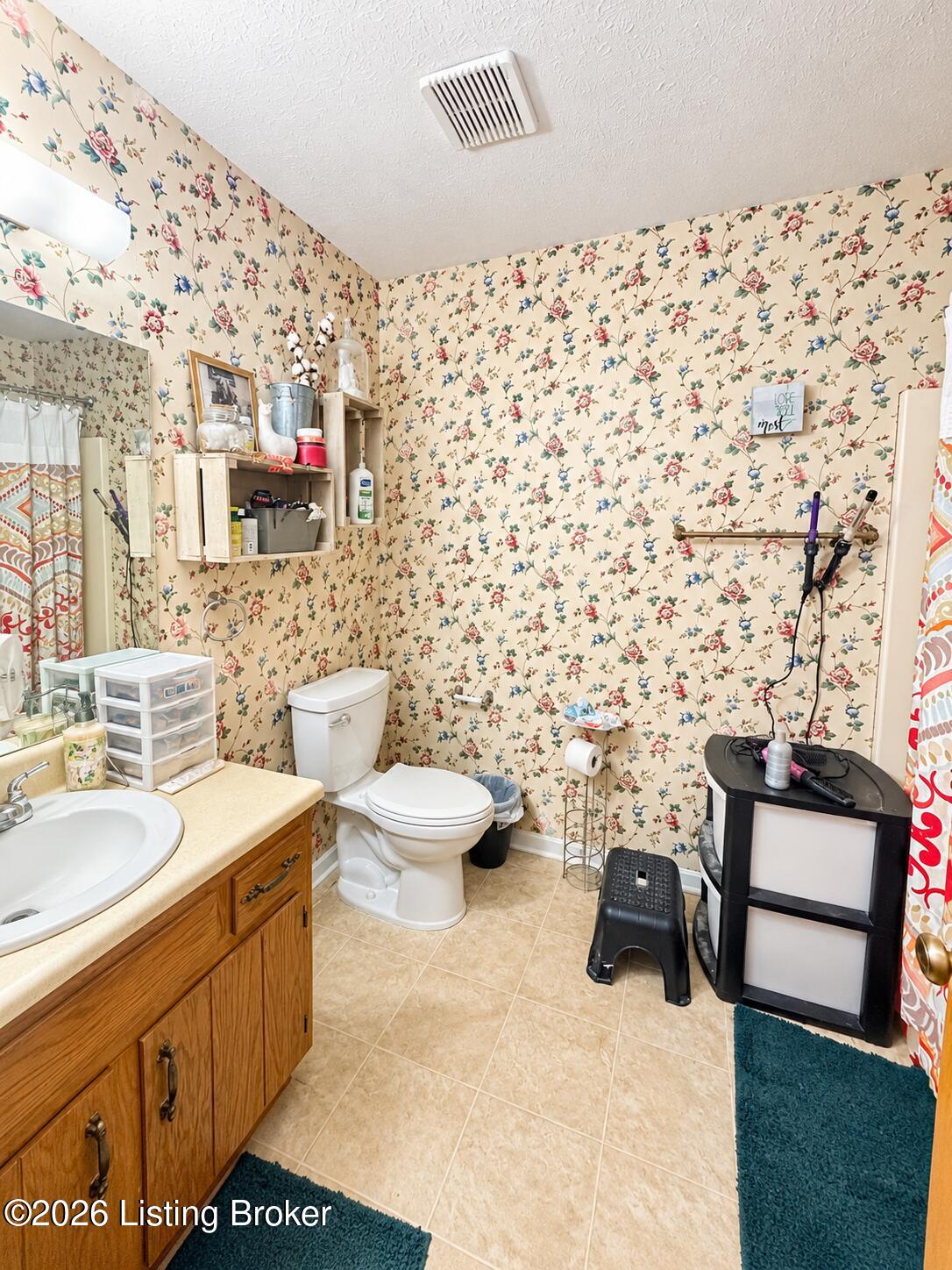 676 Greer Ln Property Photo 12