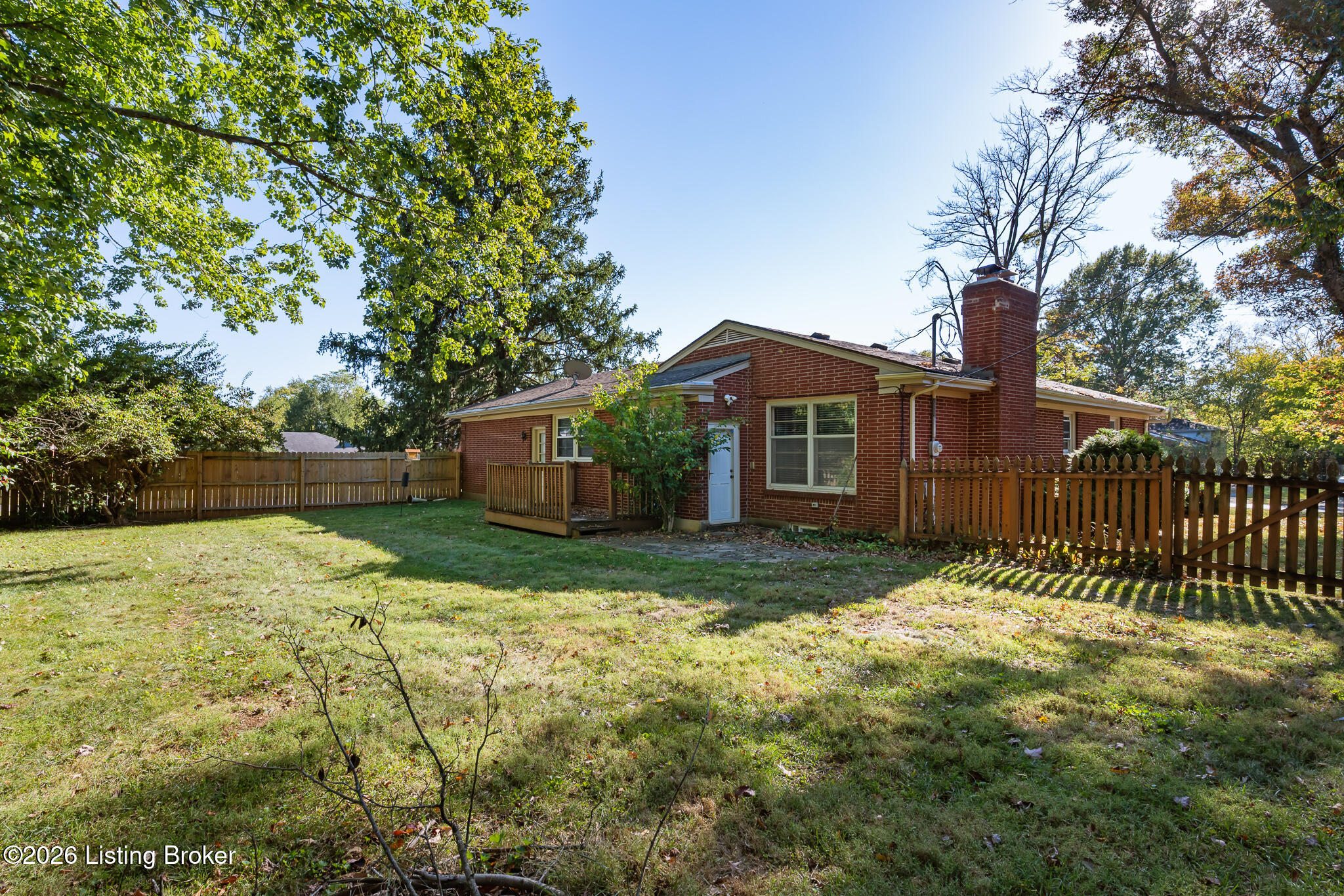 2301 Langdon Dr Property Photo 38
