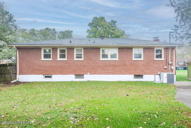 3708 Youngwood Rd Property Photo 3