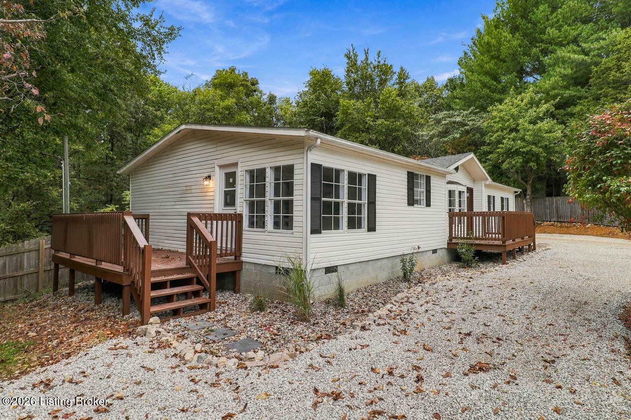 130 Cozy Acres Dr Property Photo 5