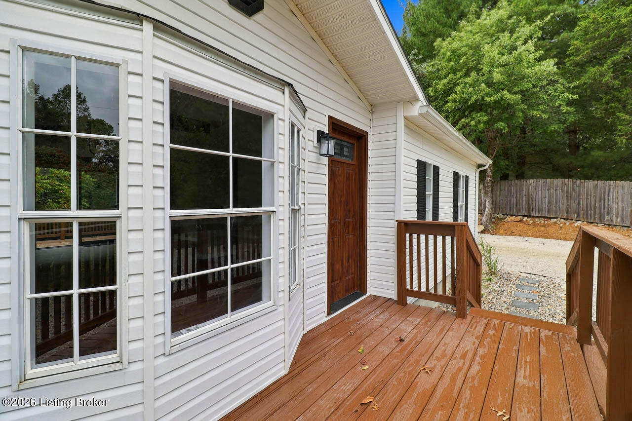 130 Cozy Acres Dr Property Photo 6