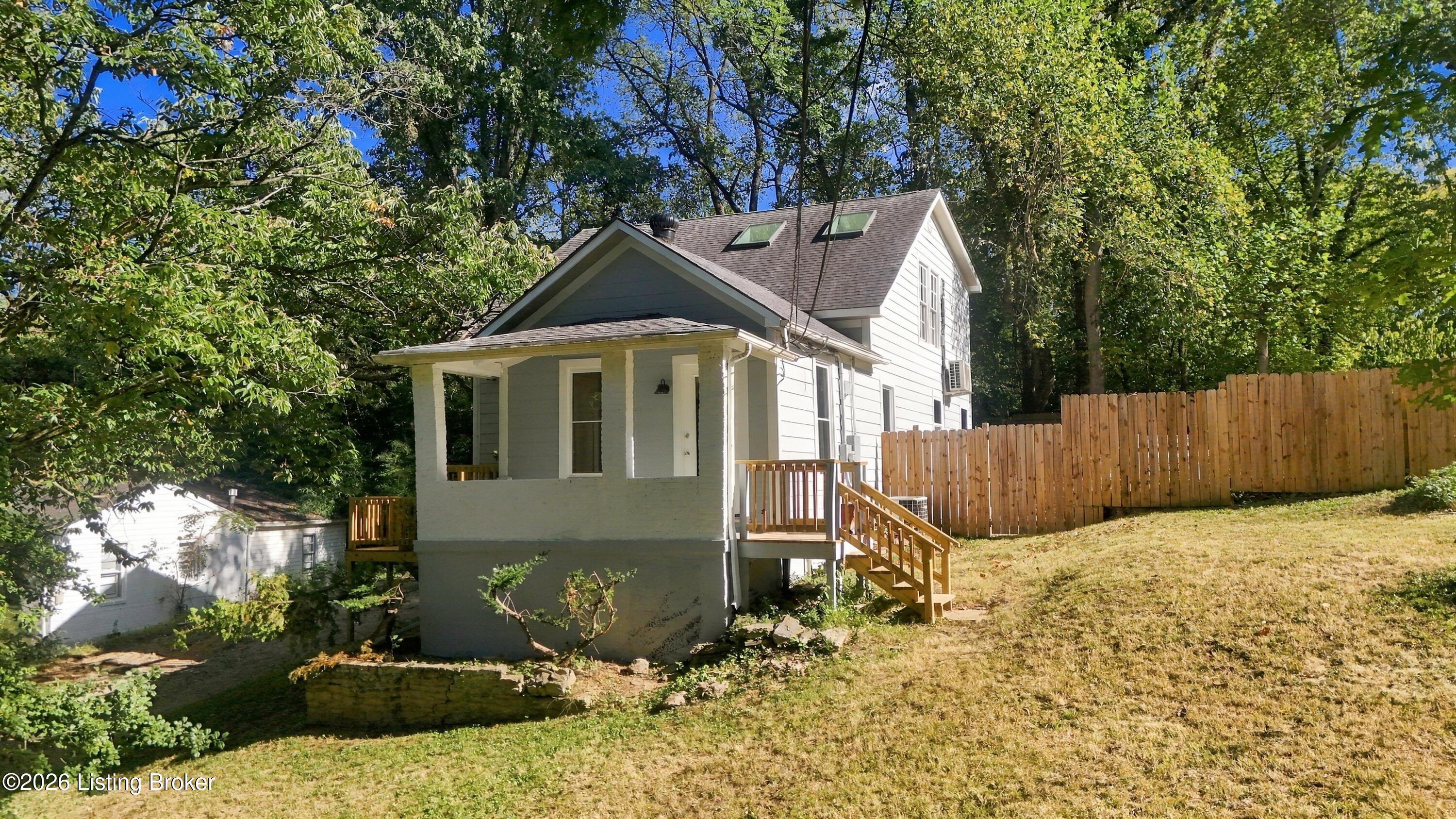 3028 Eastern Ave Property Photo 1