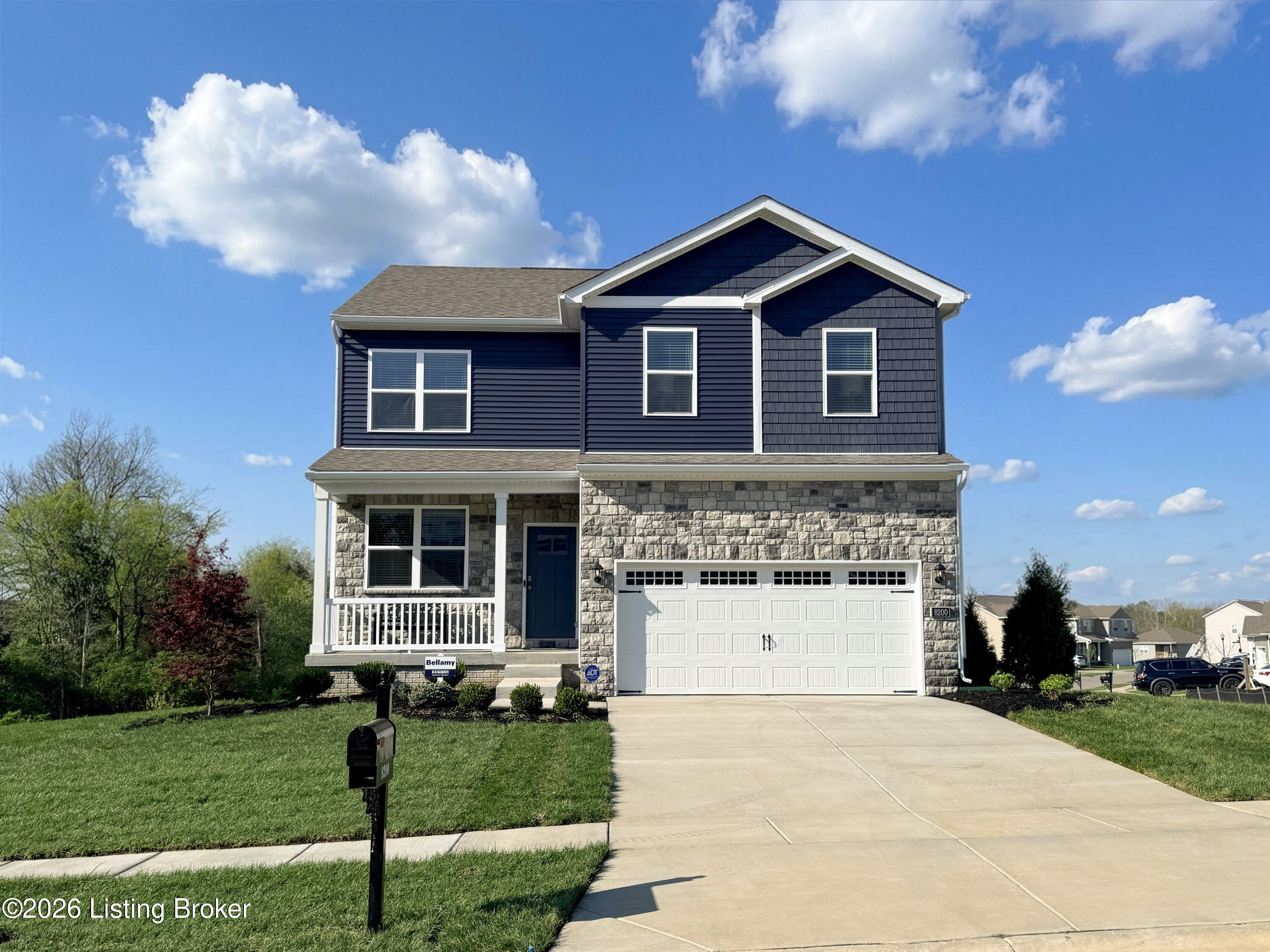 8200 Cedar Pointe Dr Property Photo 1