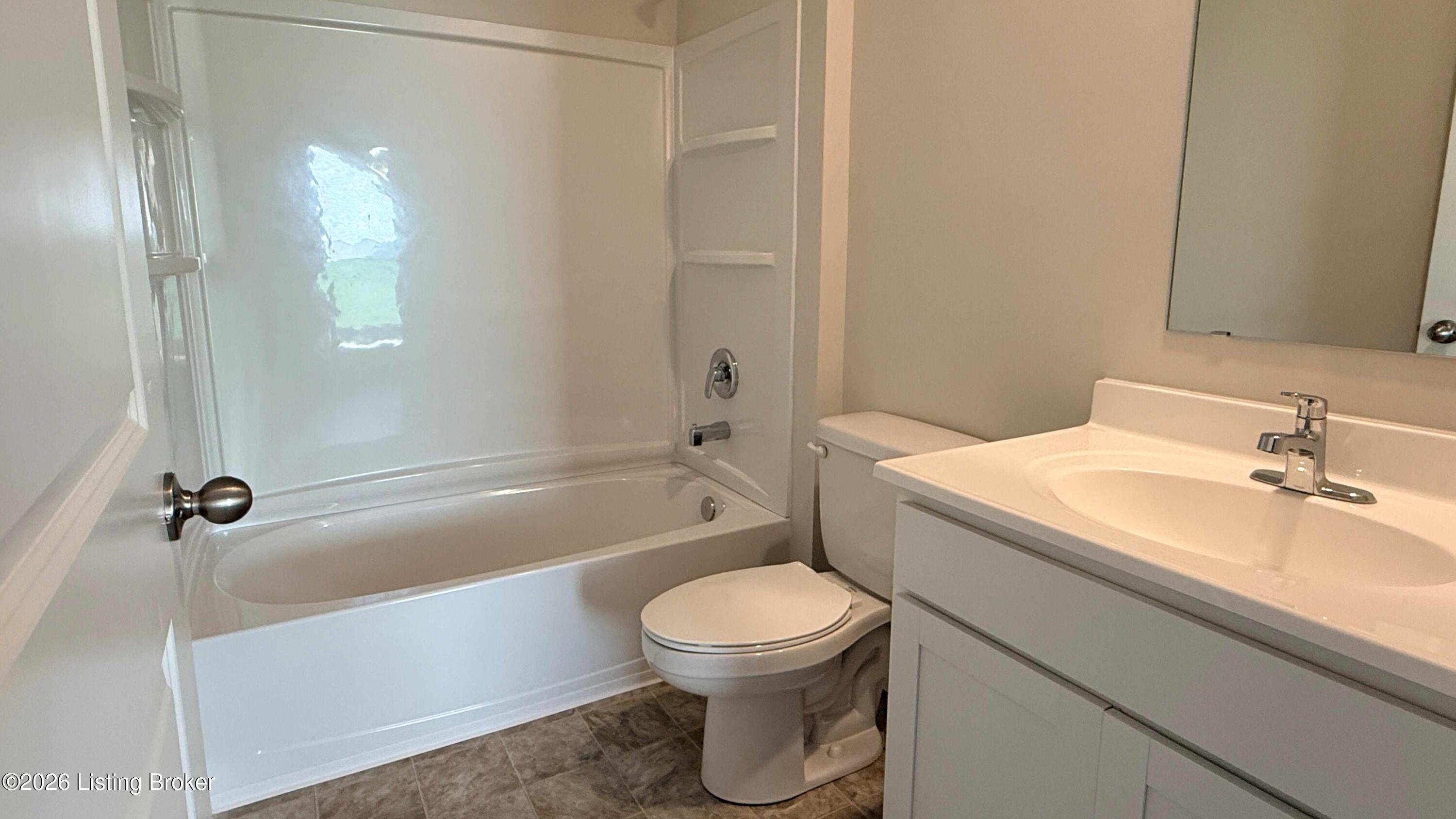 8200 Cedar Pointe Dr Property Photo 33