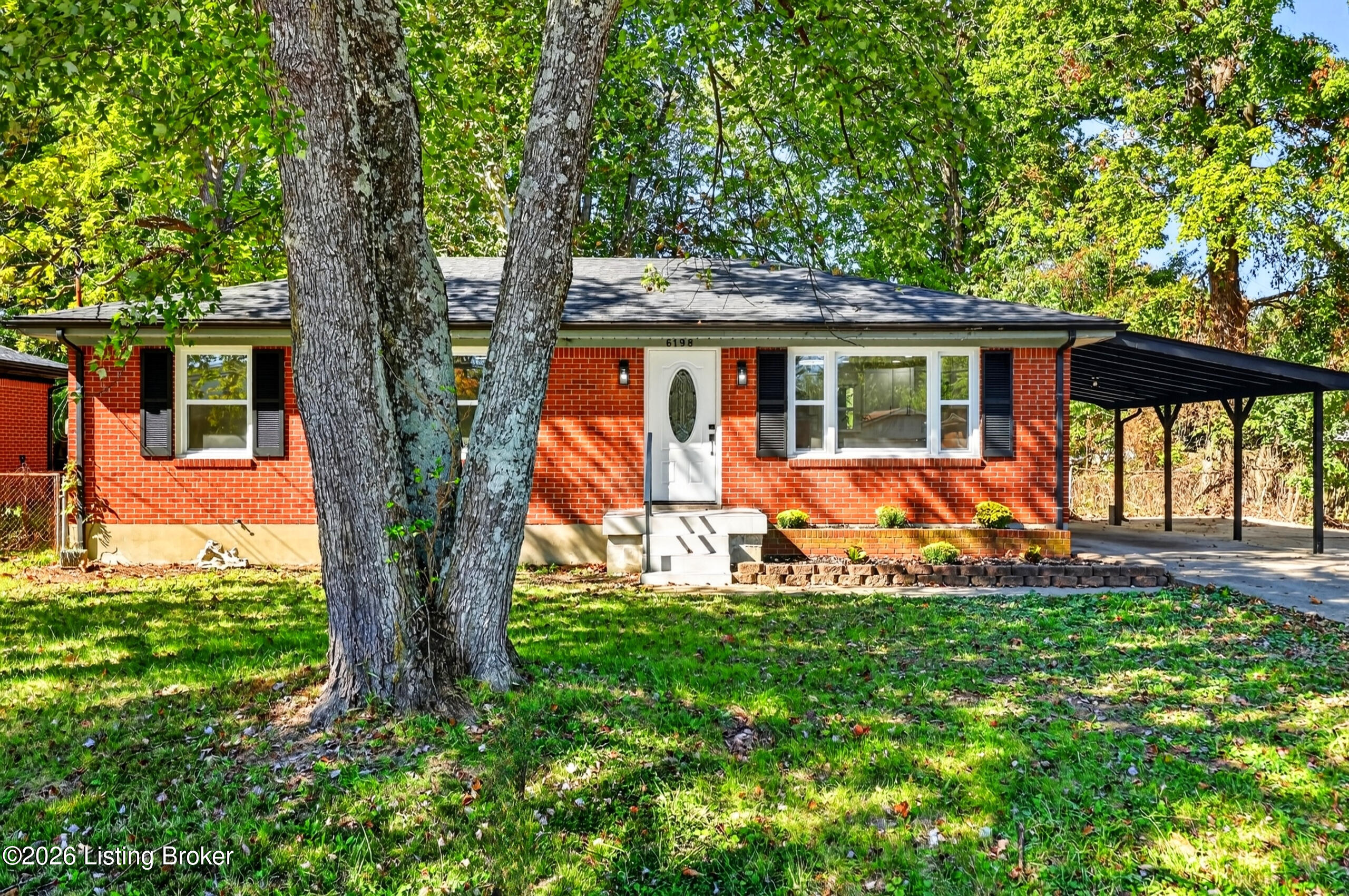 6198 Terry Rd Property Photo 1