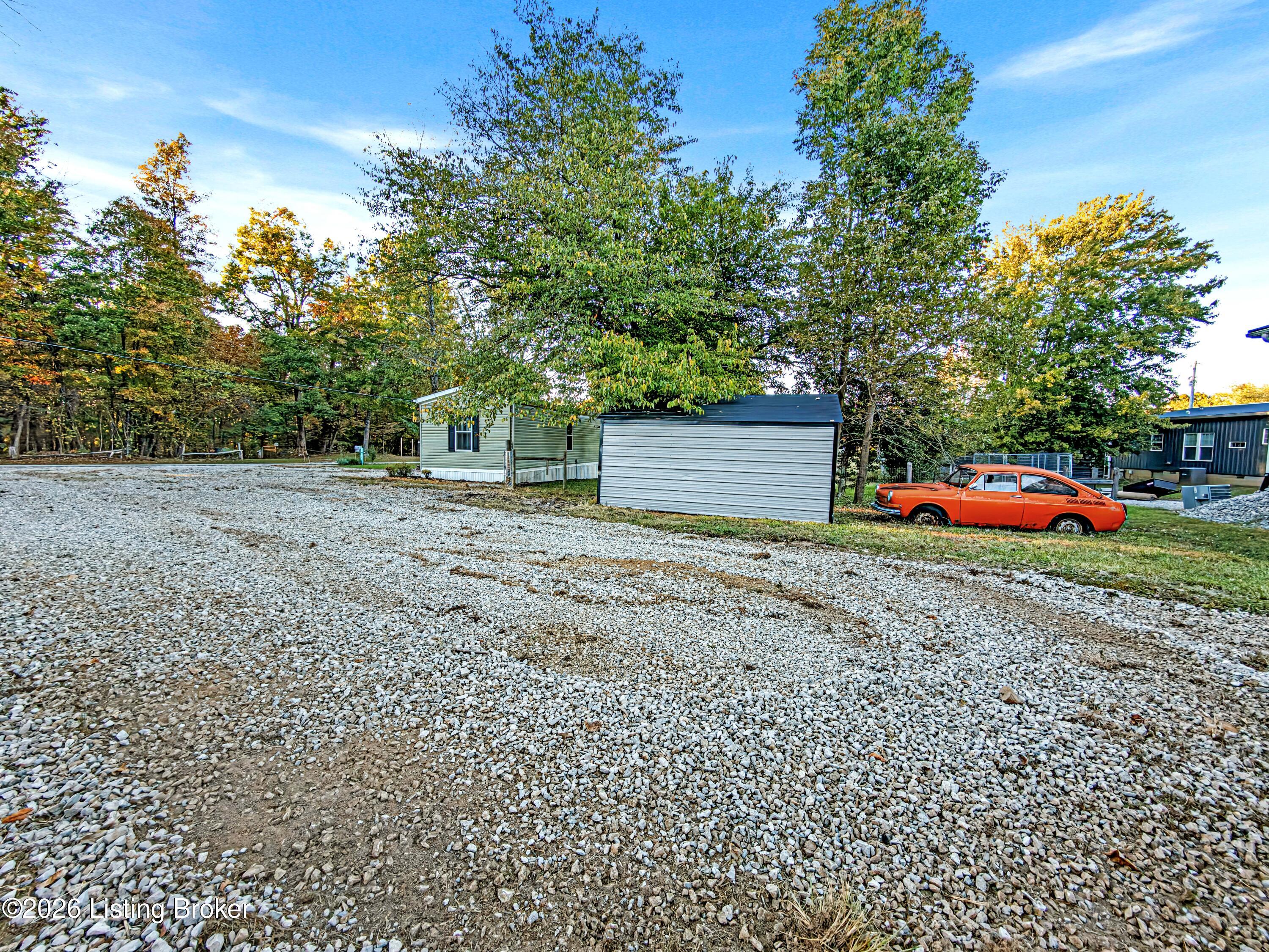 310 Wilderness Rd Property Photo 6