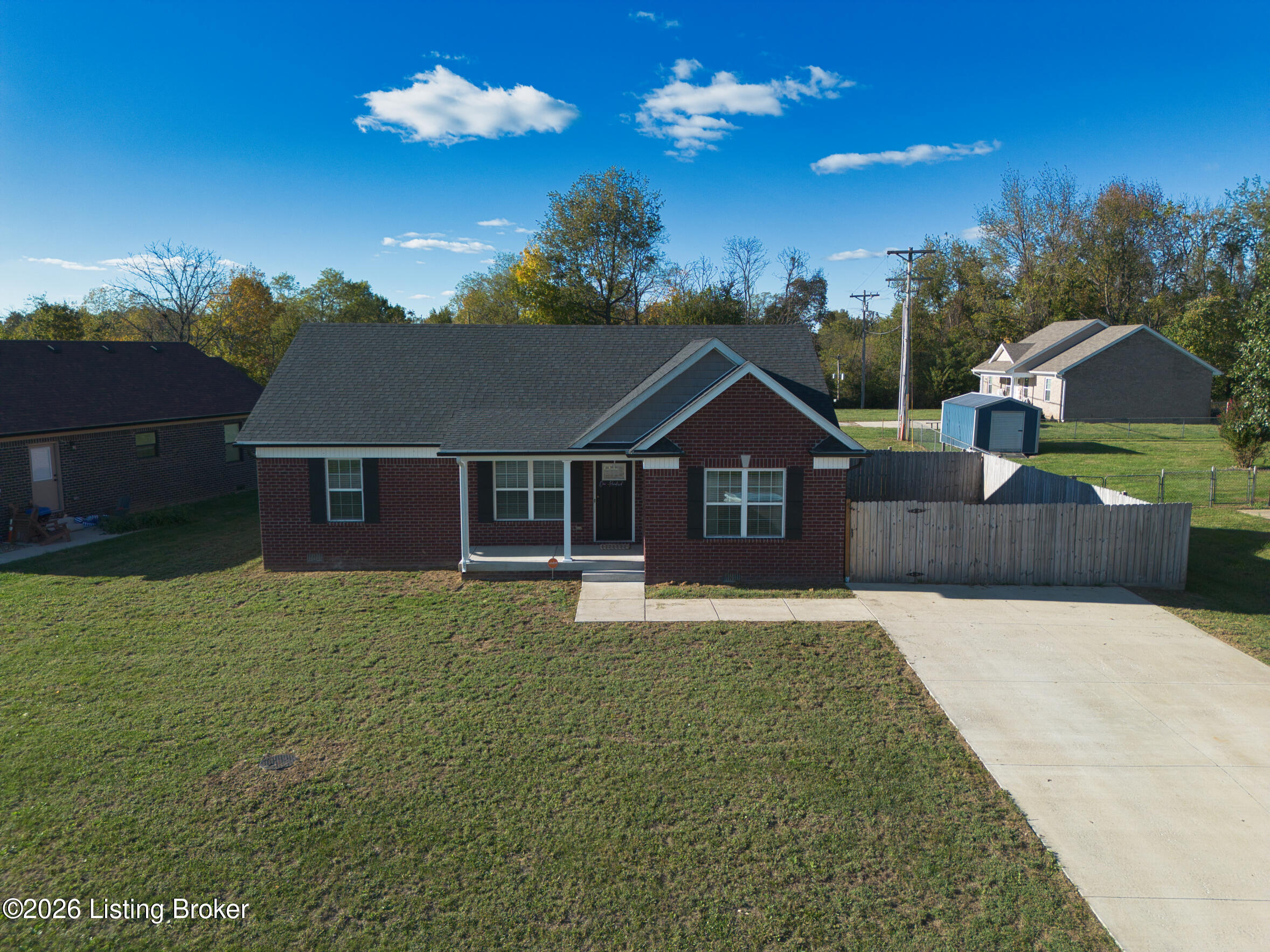100 Liberty Ln Property Photo 12
