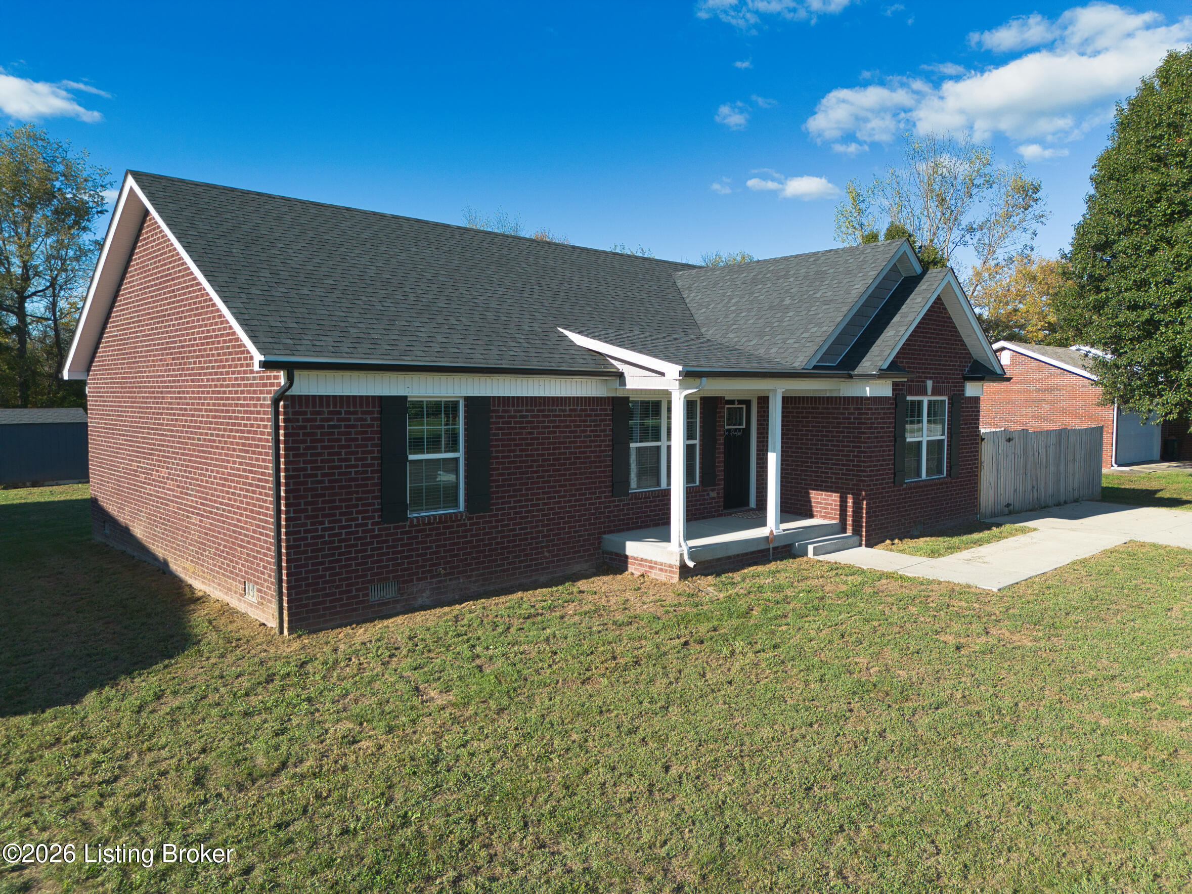 100 Liberty Ln Property Photo 15