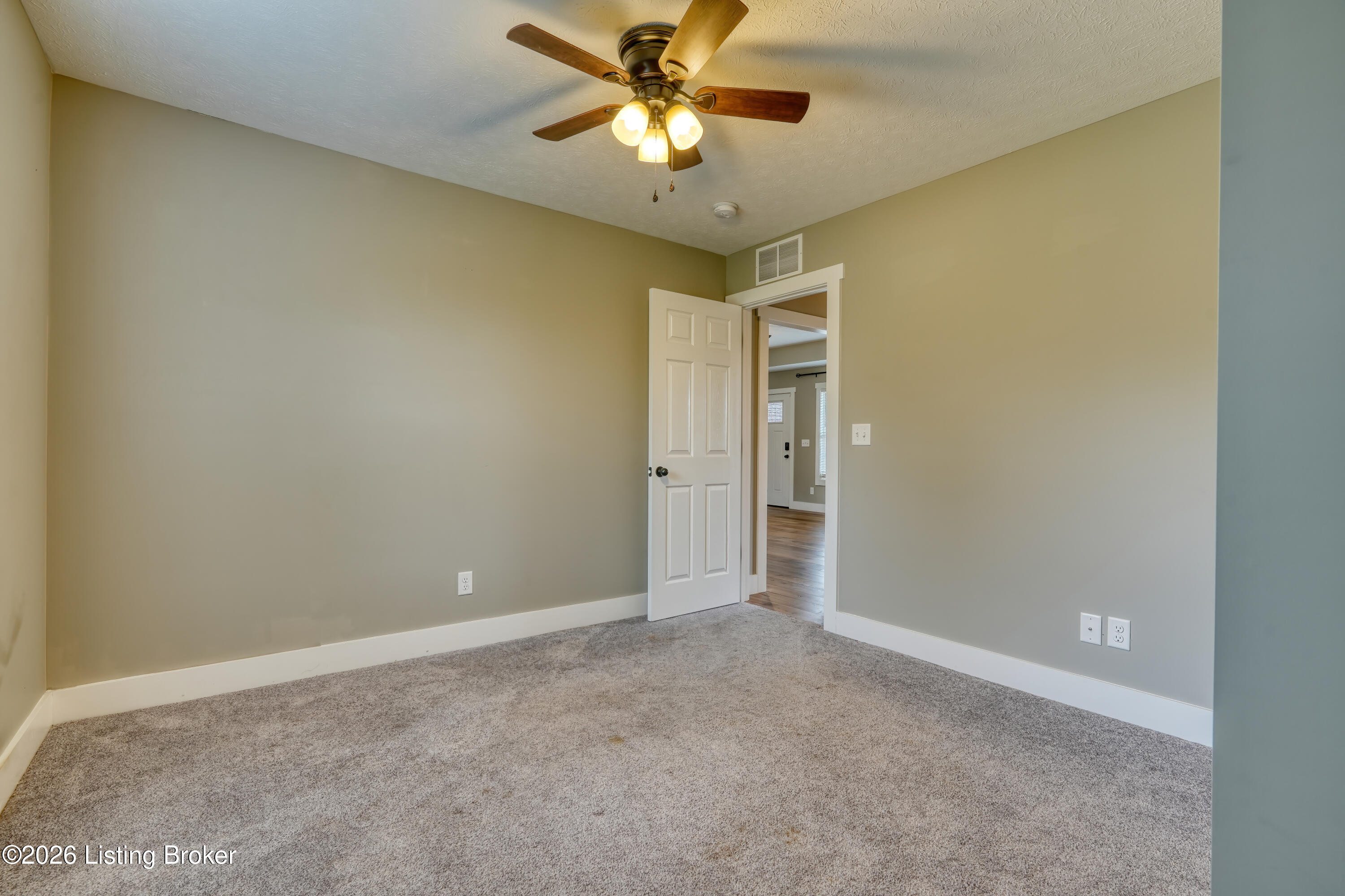 100 Liberty Ln Property Photo 38