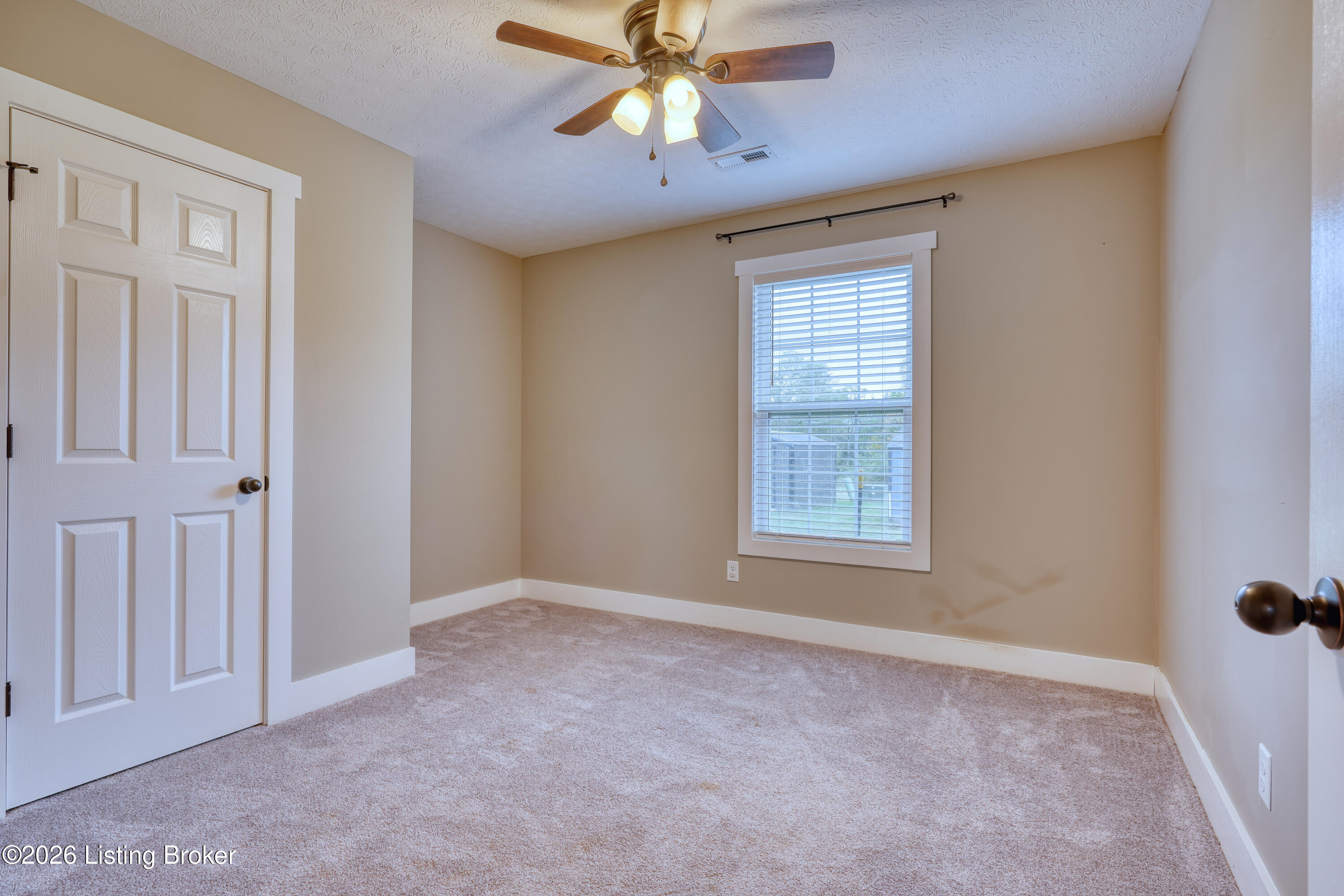 100 Liberty Ln Property Photo 39